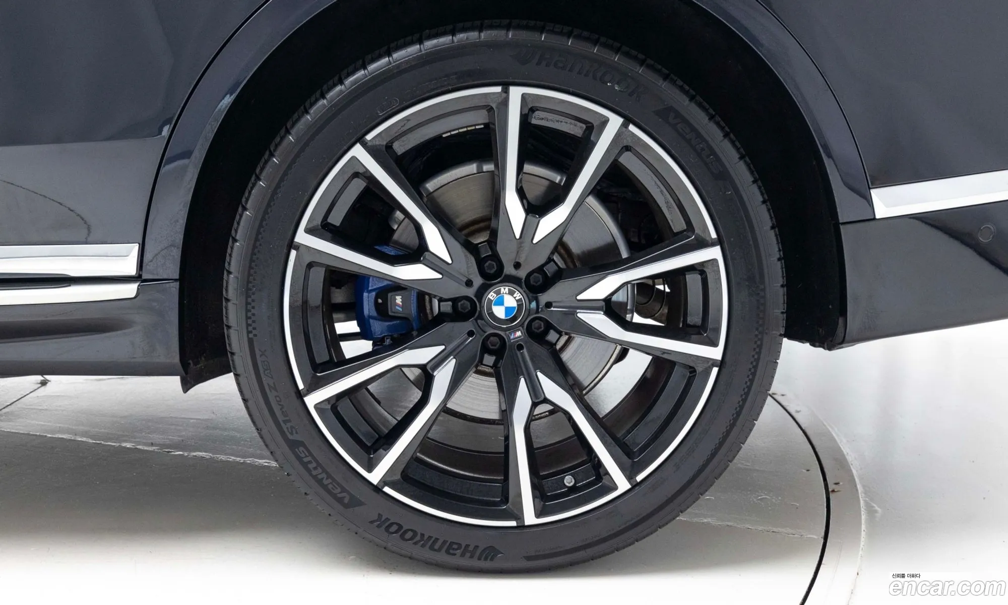 BMW X7 2021 — 4