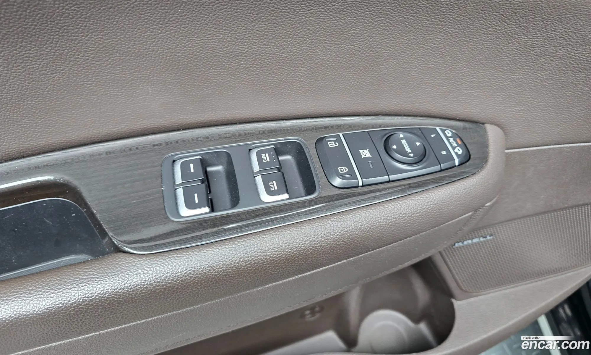 Kia K5 2018 KNAGW411BKA263317 — 25