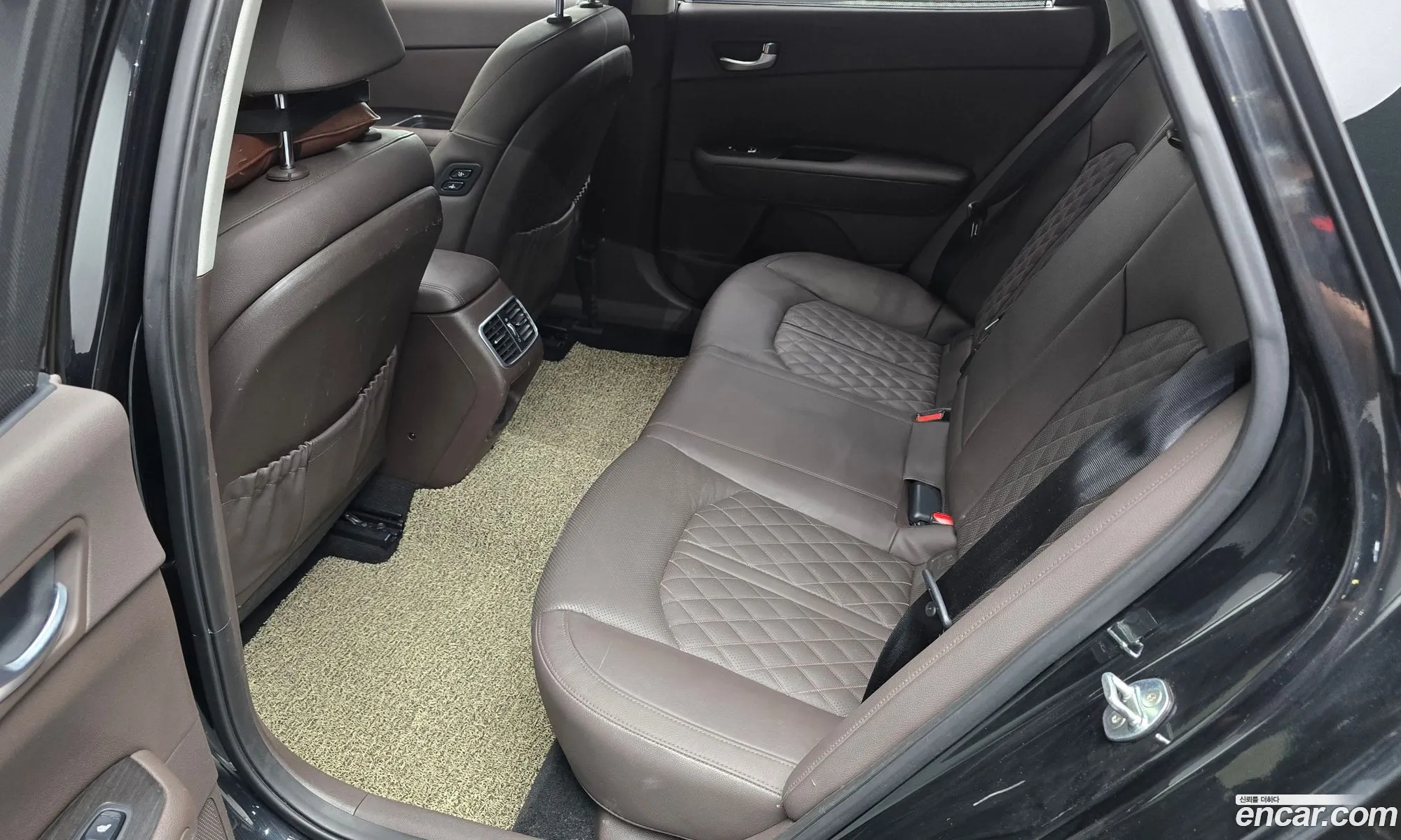 Kia K5 2018 KNAGW411BKA263317 — 15