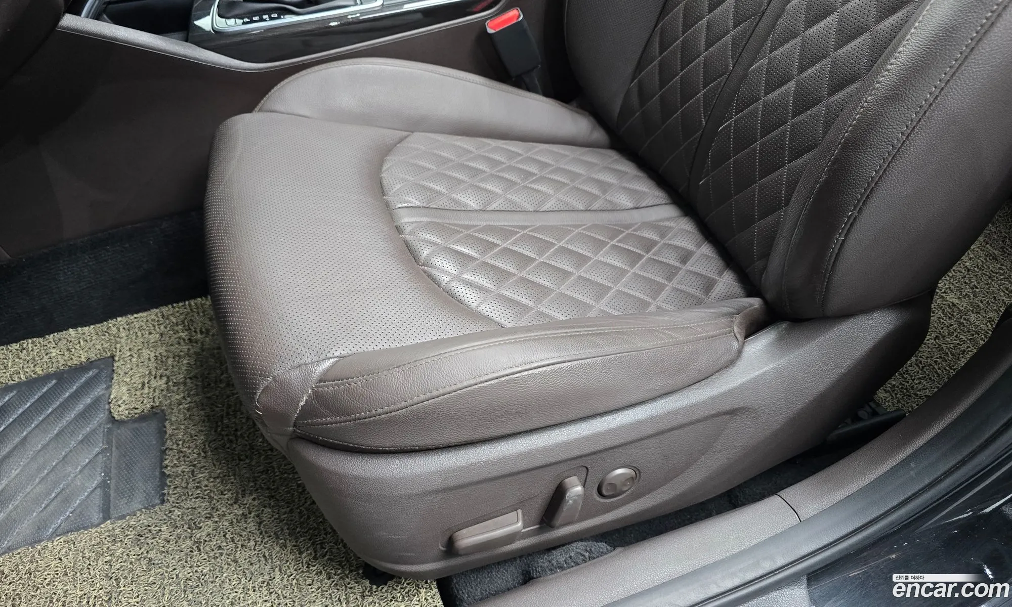 Kia K5 2018 KNAGW411BKA263317 — 12