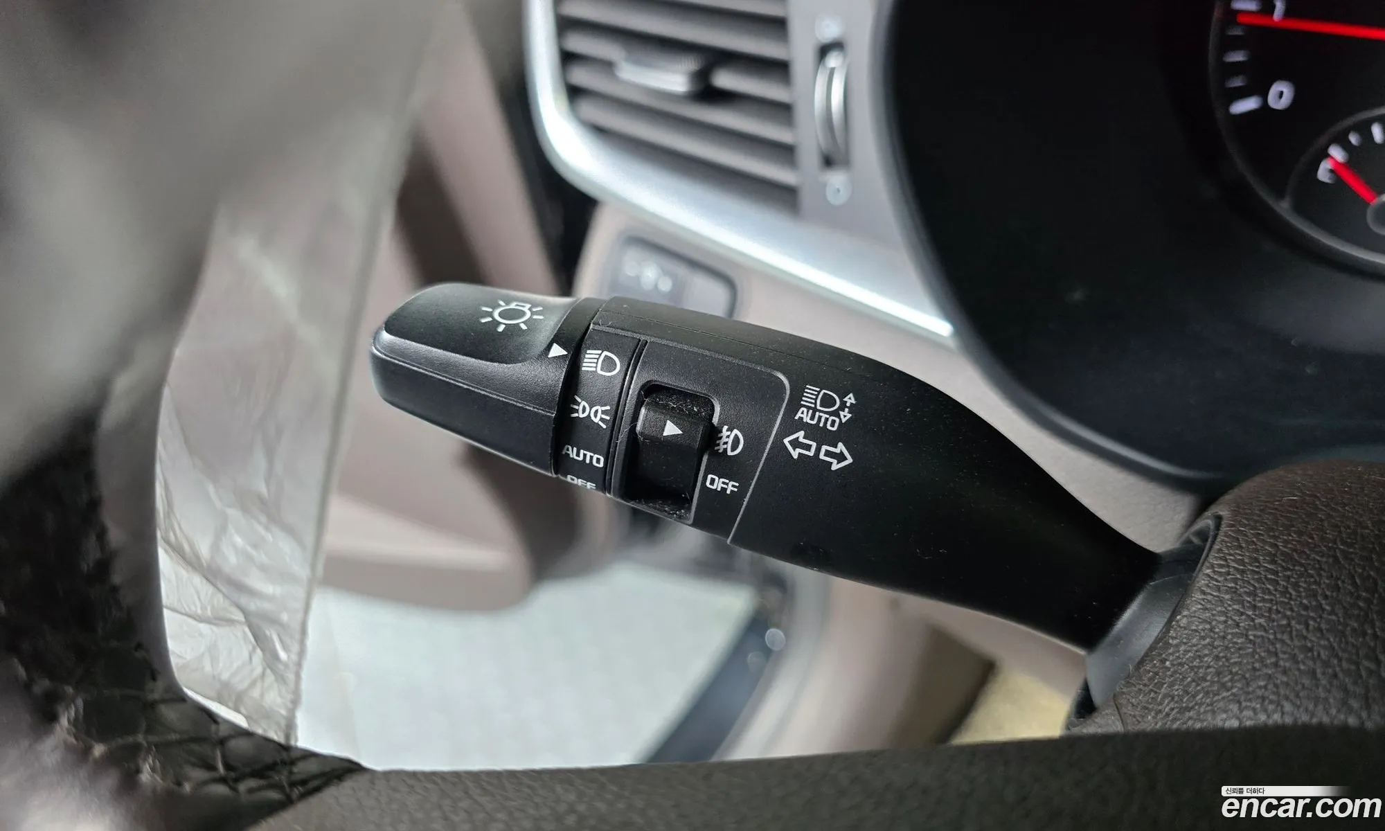 Kia K5 2018 KNAGW411BKA263317 — 13