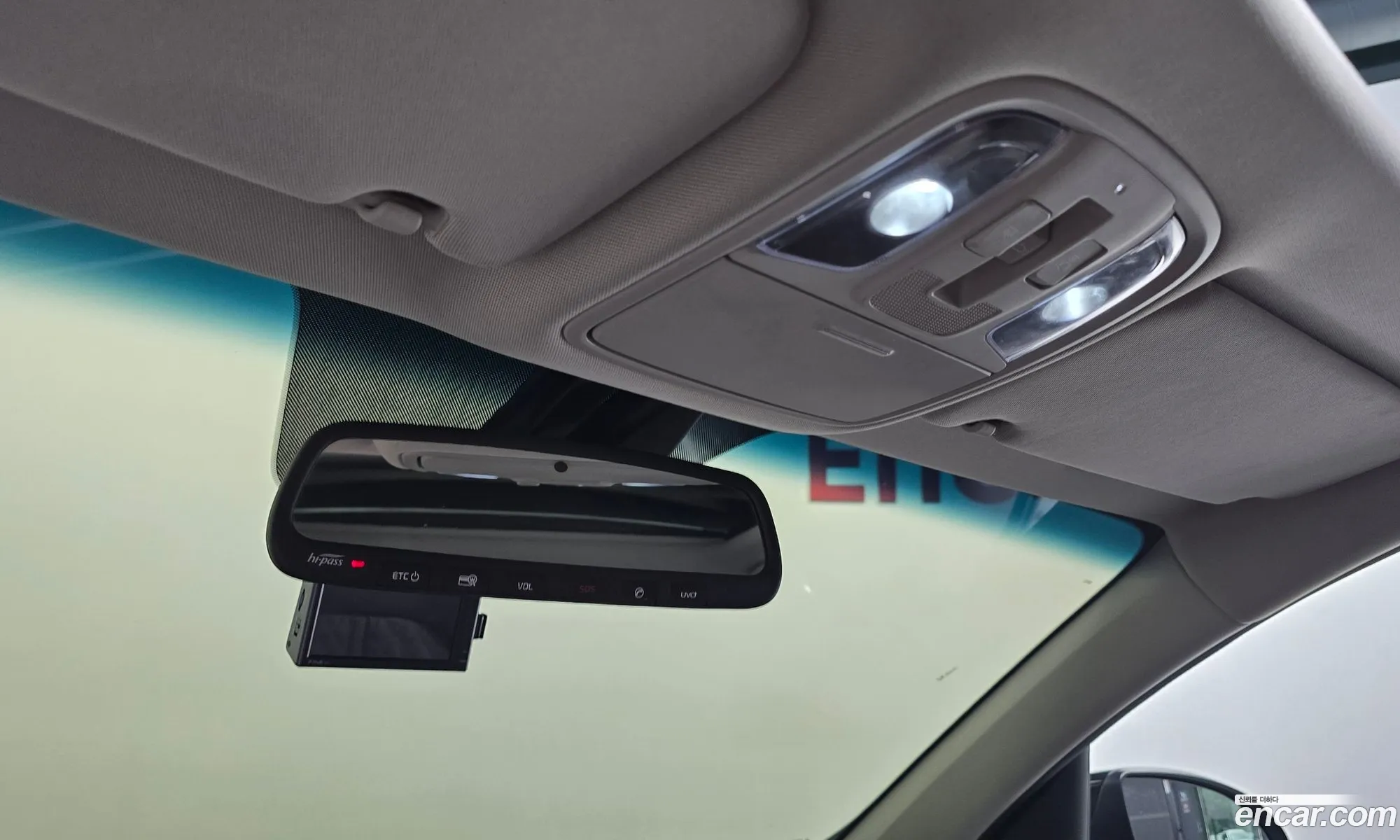 Kia K5 2018 KNAGW411BKA263317 — 32