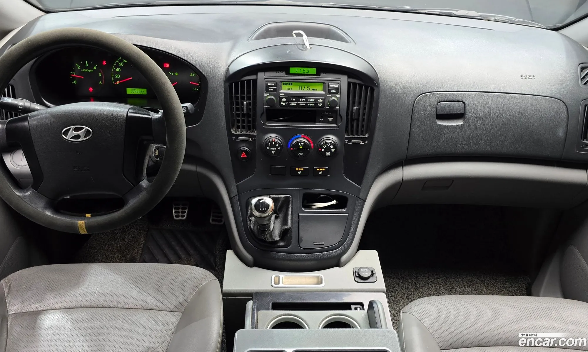 Hyundai Grand Starex 2015 — 2