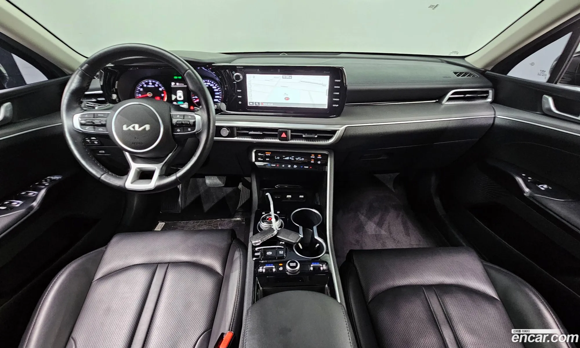 Kia K5 2023 KNAG241ABPA228467 — 4