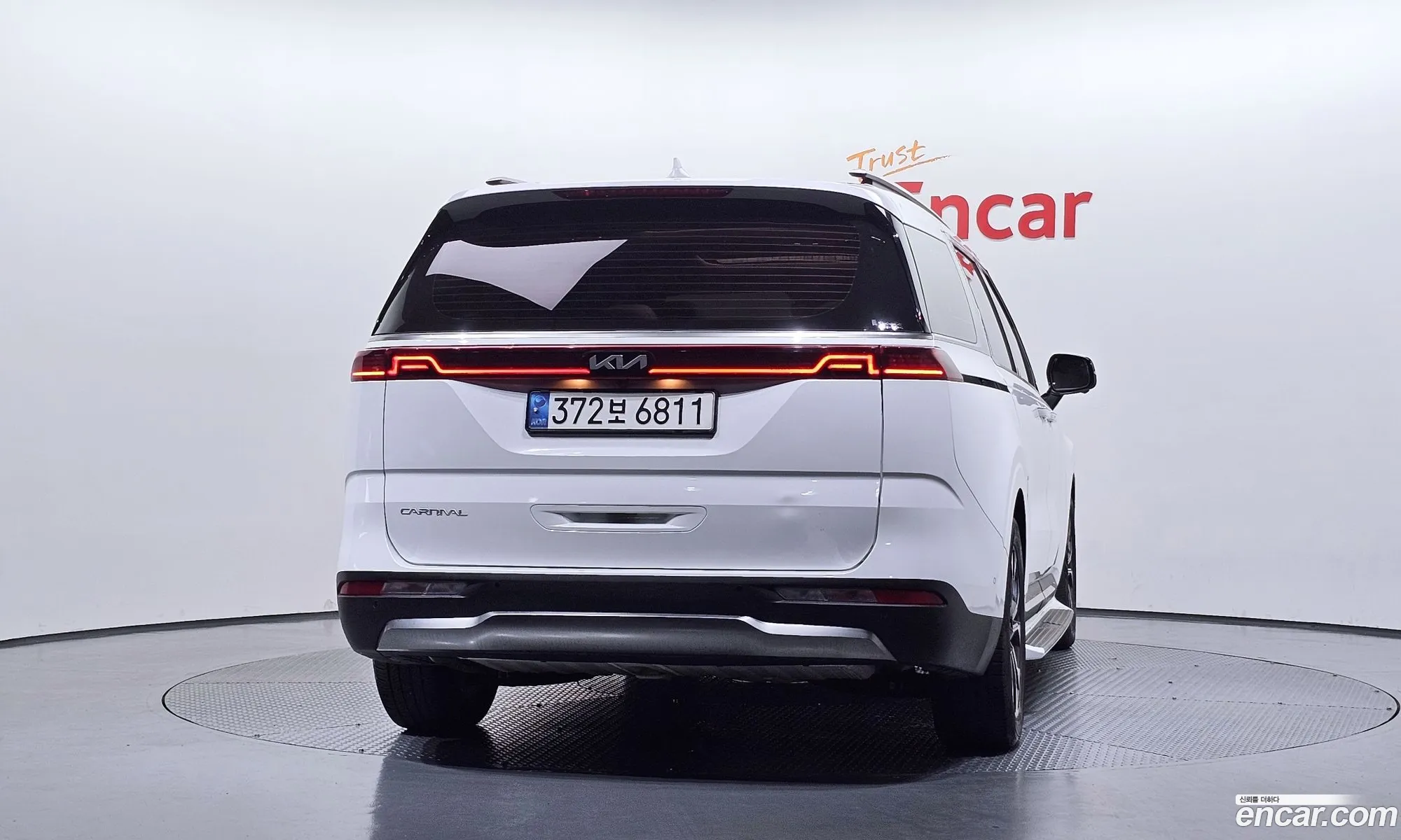Kia Carnival 2022 KNANE813BPS208969 — 3