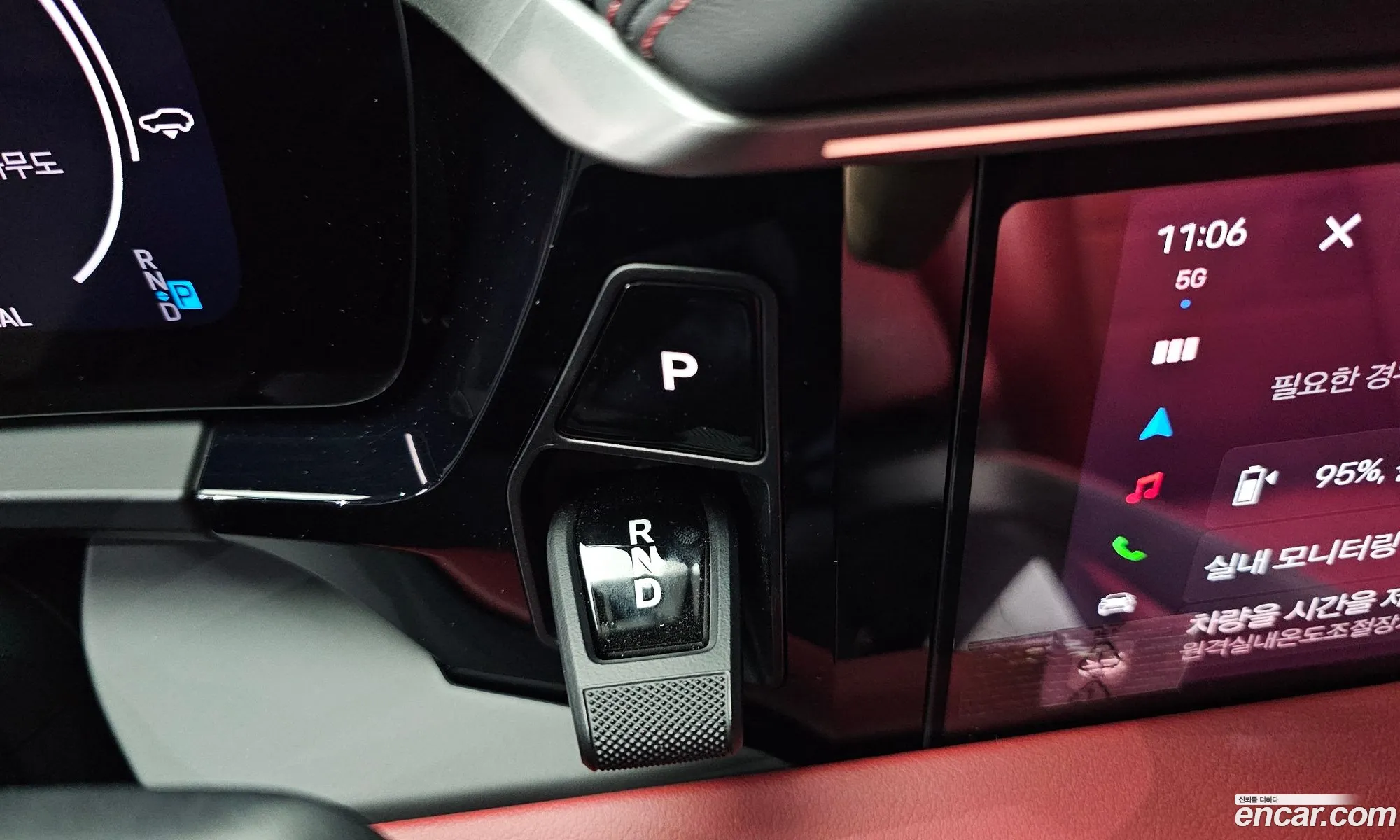 Porsche Macan EV 2025 WP1AA2XA7SL003325 — 11