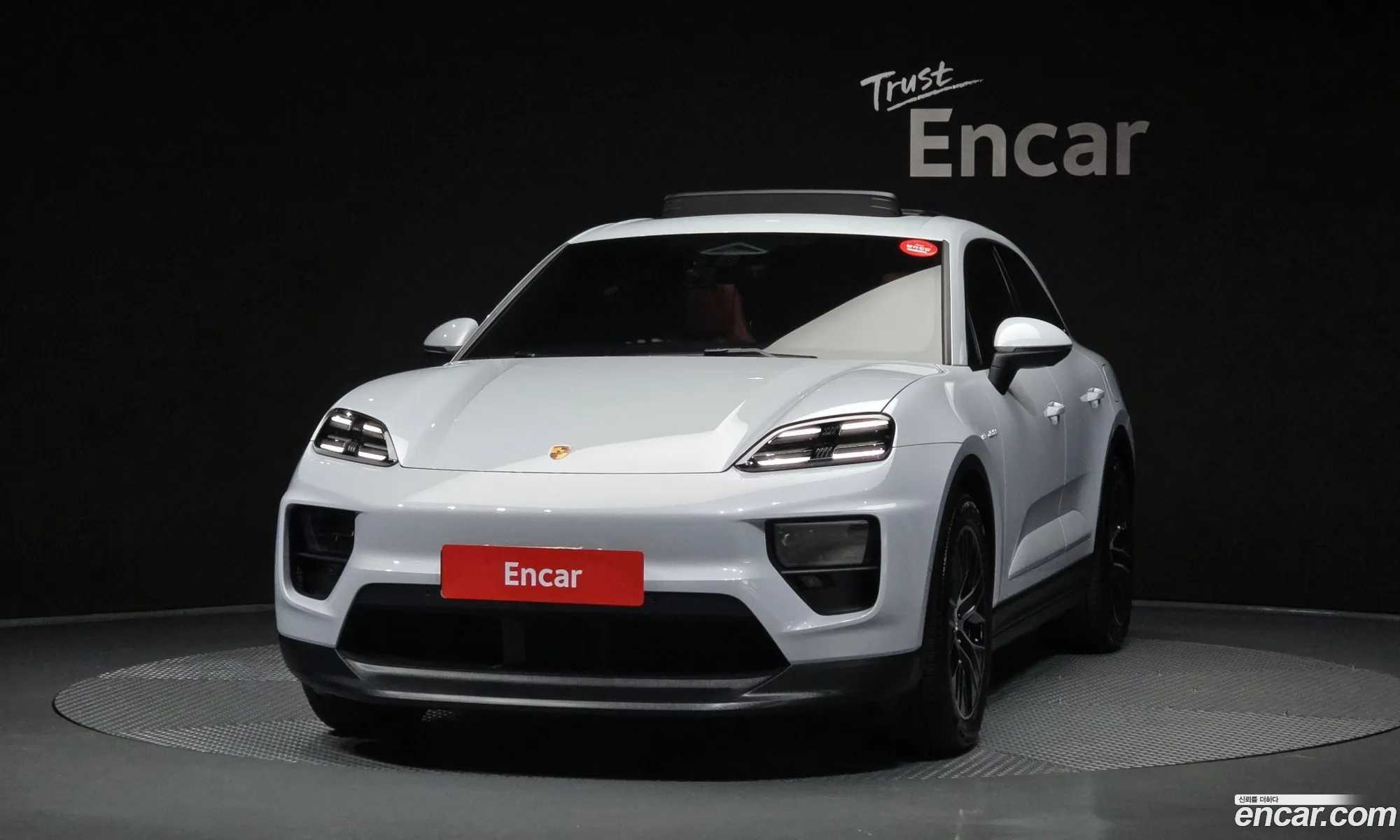 Porsche Macan EV 2025 WP1AA2XA7SL003325 — 8