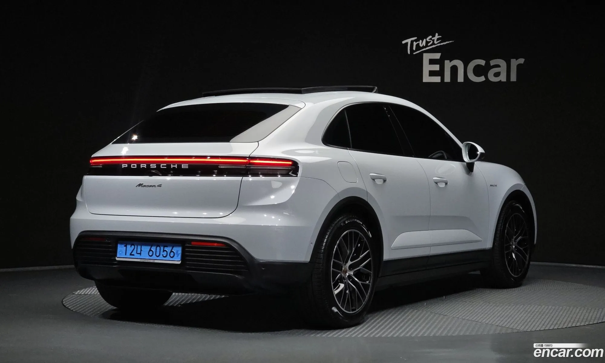 Porsche Macan EV 2025 WP1AA2XA7SL003325 — 17