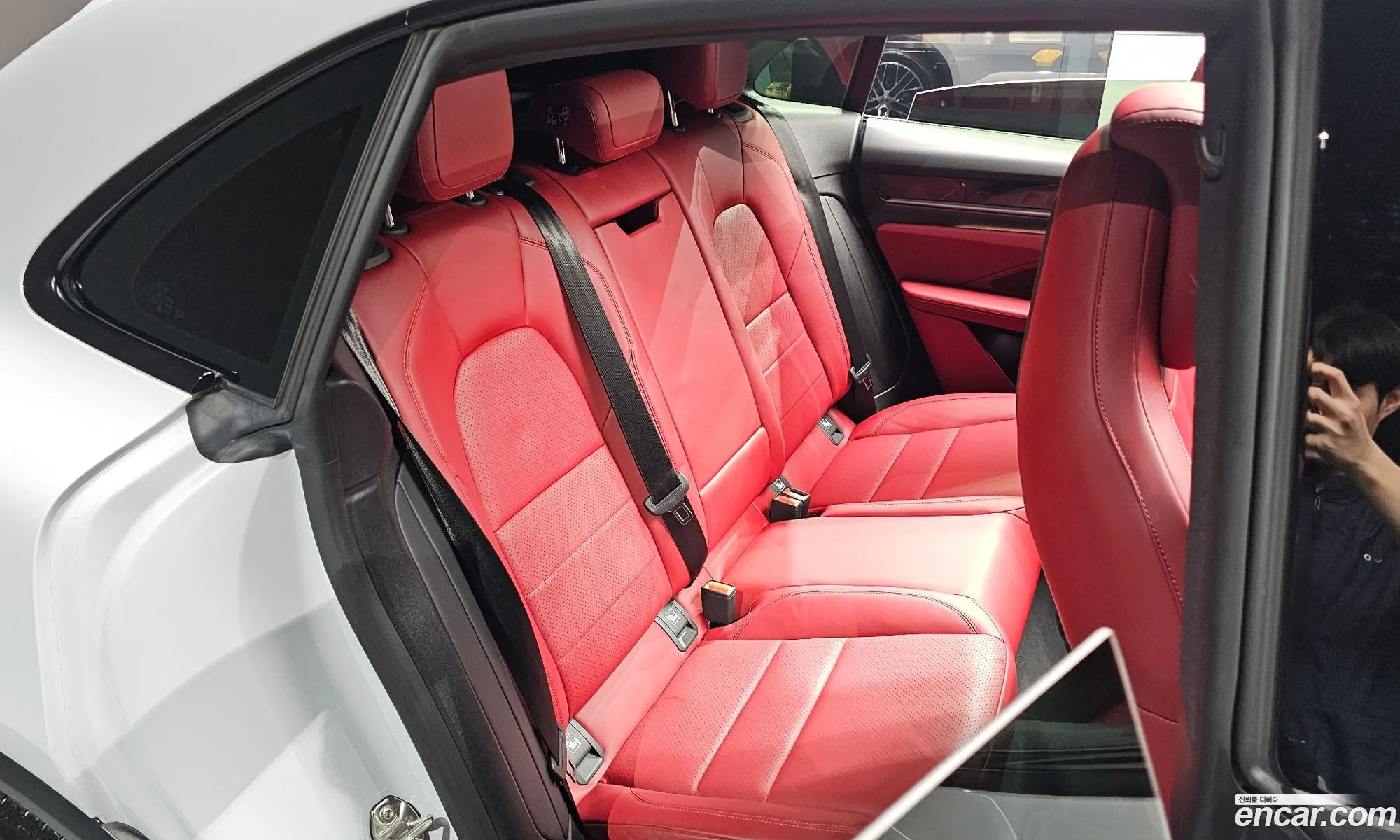 Porsche Macan EV 2025 WP1AA2XA7SL003325 — 10