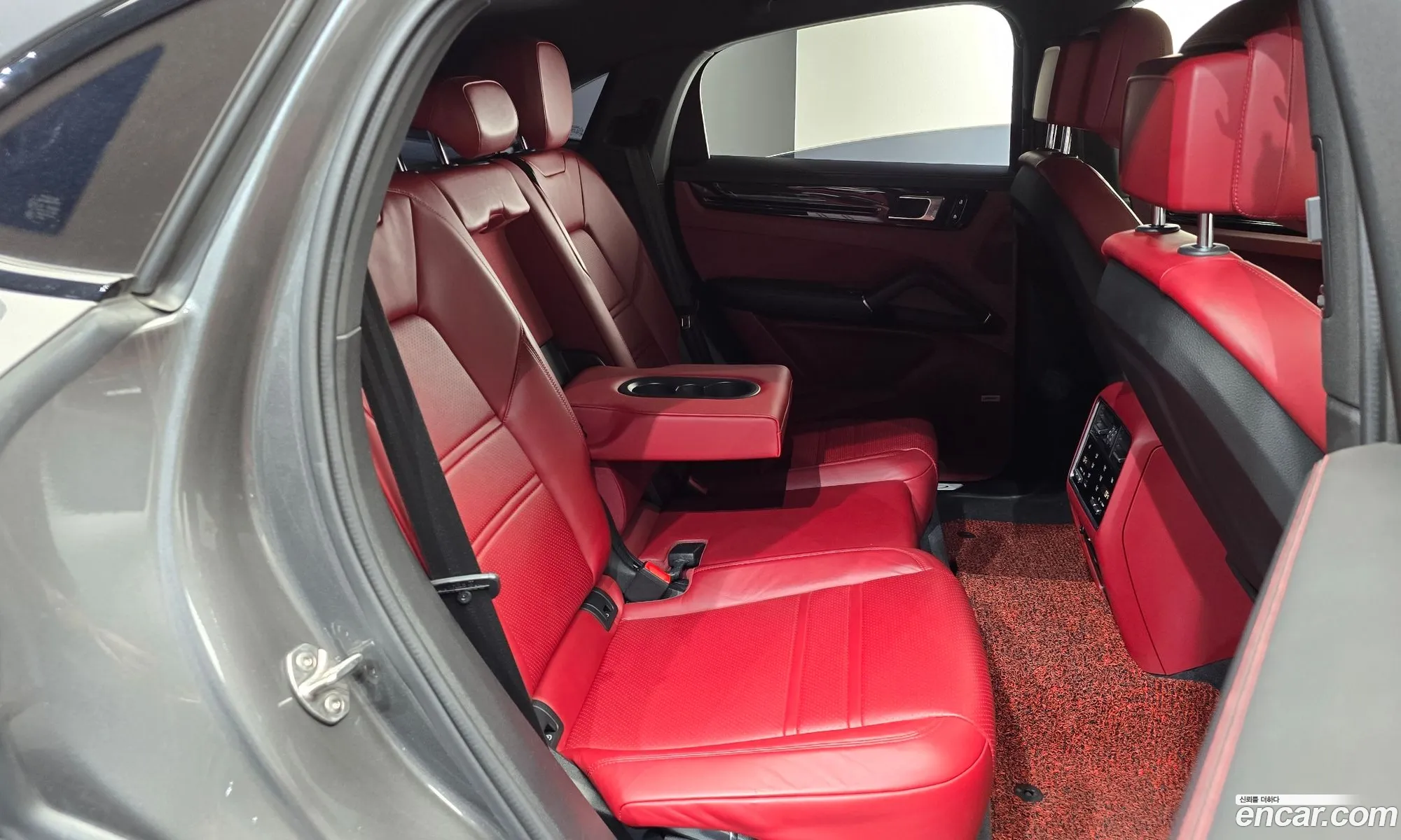 Porsche Cayenne 2021 WP1BA29Y7MDA62485 — 3