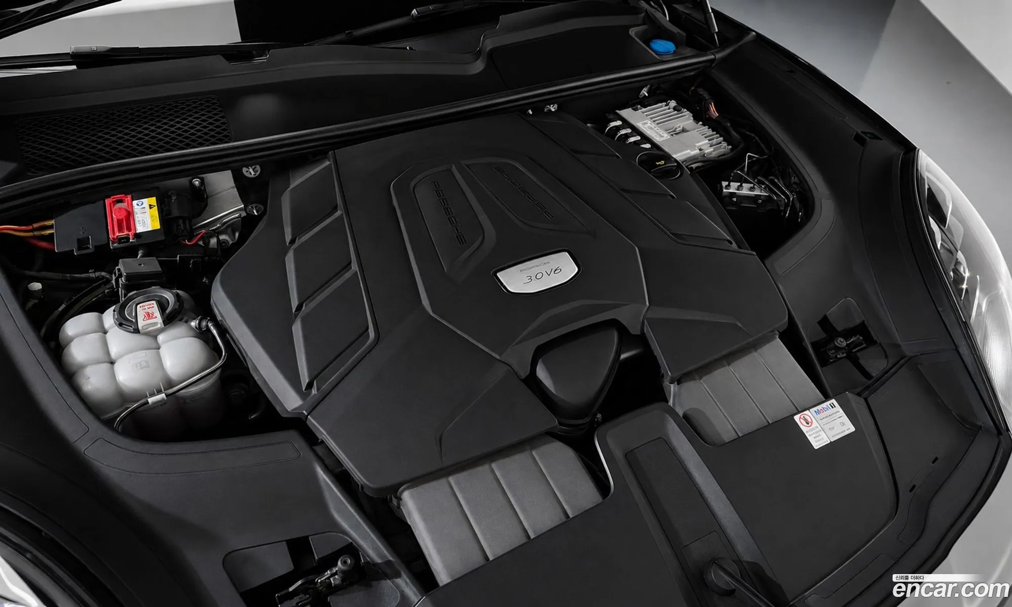 Porsche Cayenne 2021 WP1BA29Y7MDA62485 — 16