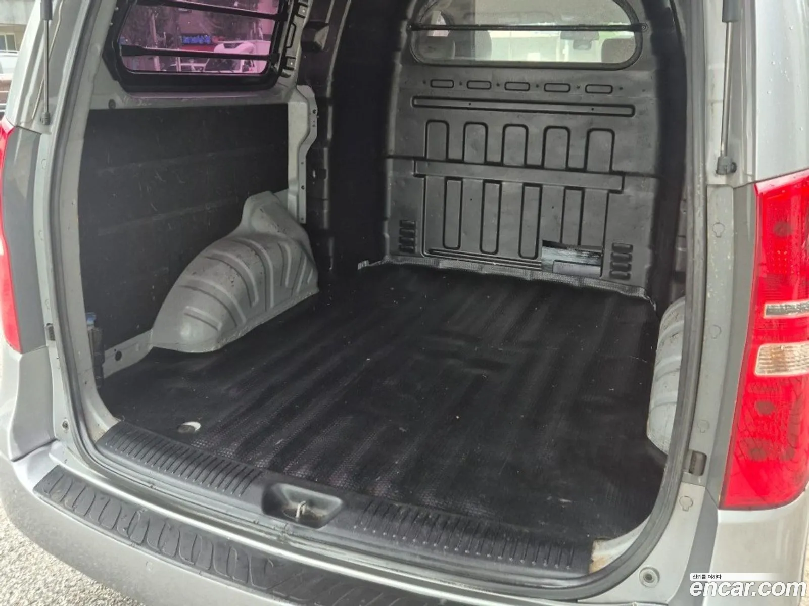 Hyundai Grand Starex 2017 — 2