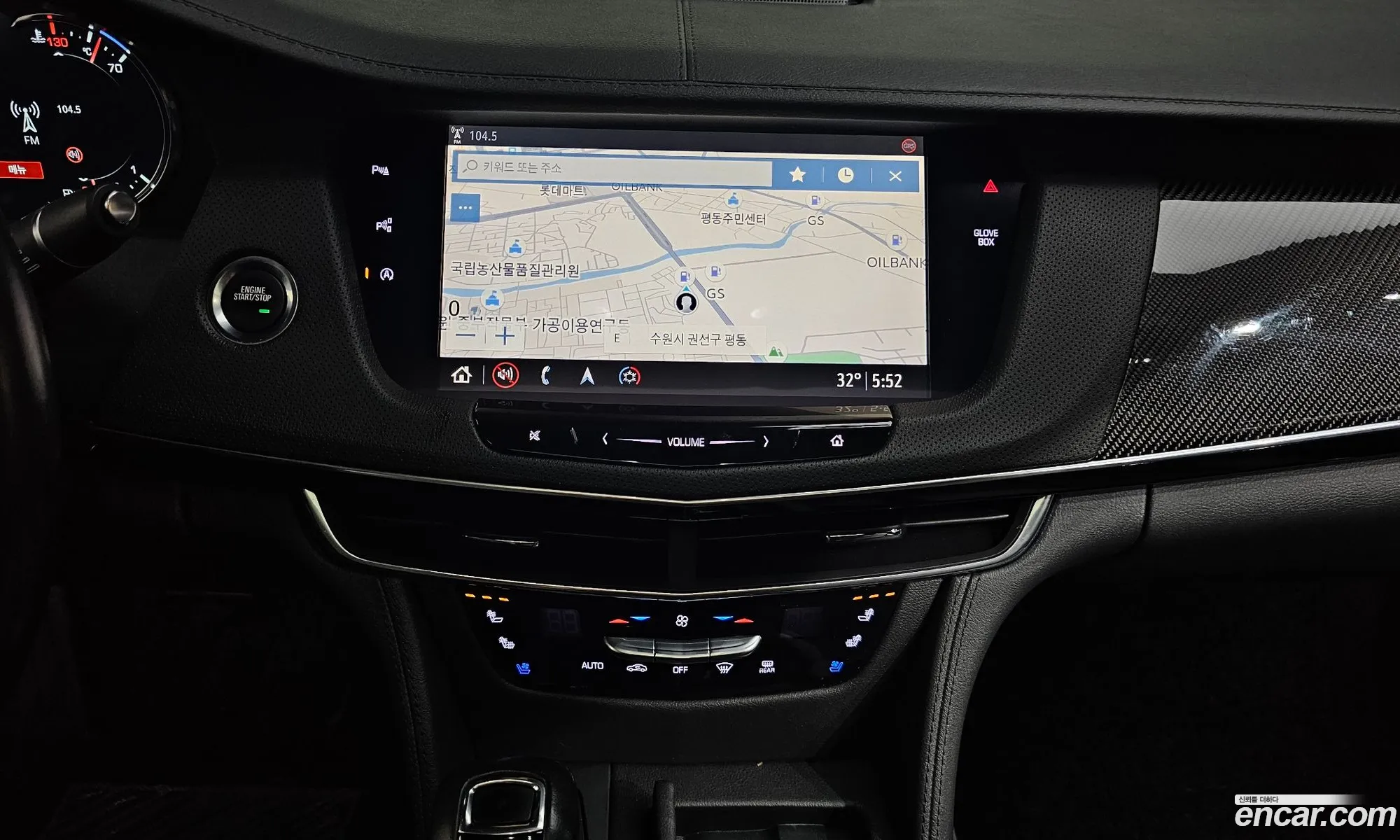 Cadillac CT6 2019 1G6K95RS8KU139355 — 19