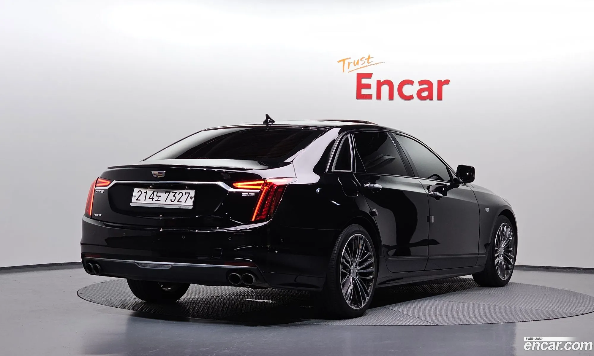 Cadillac CT6 2019 1G6K95RS8KU139355 — 10