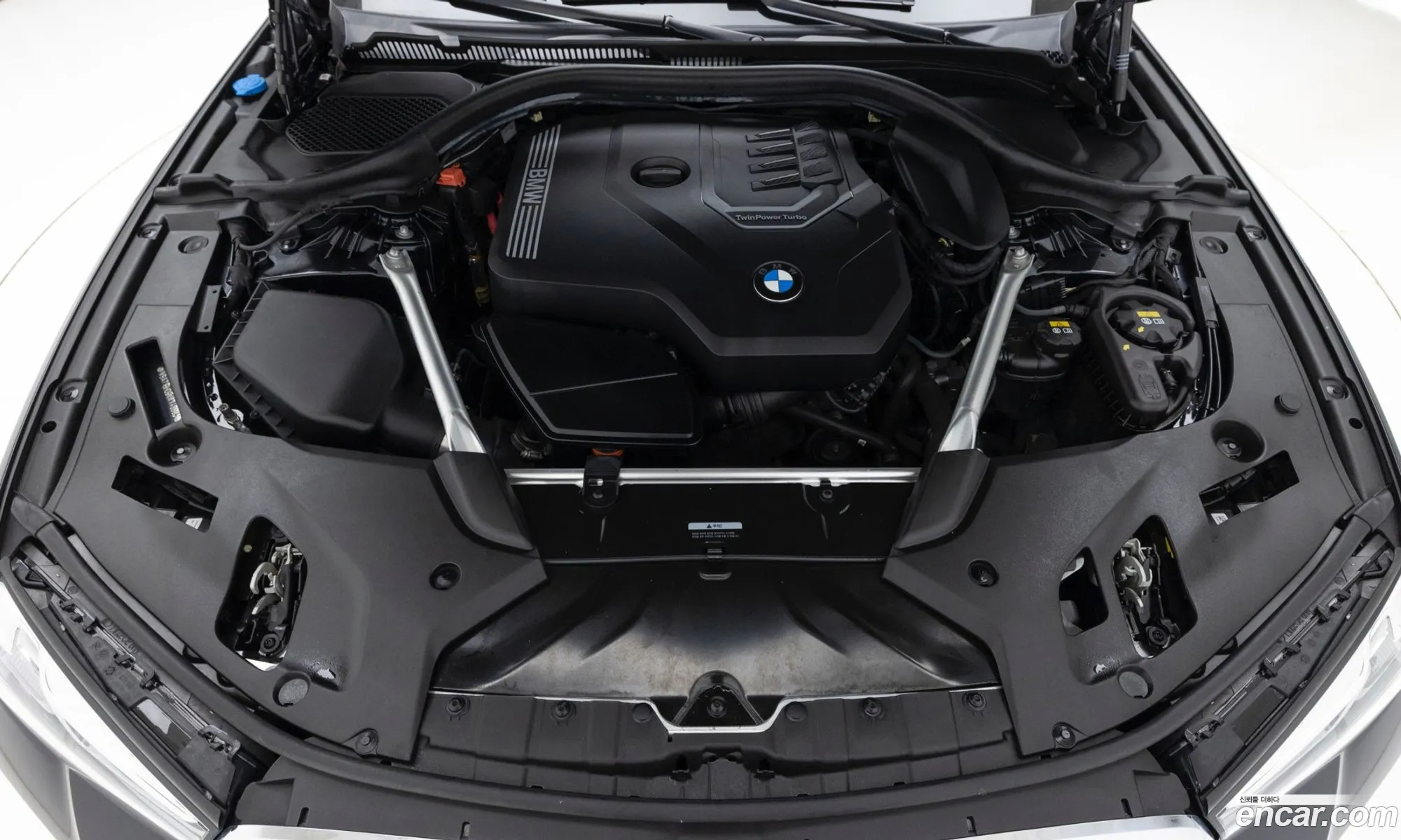 BMW 5 Series 2021 — 9