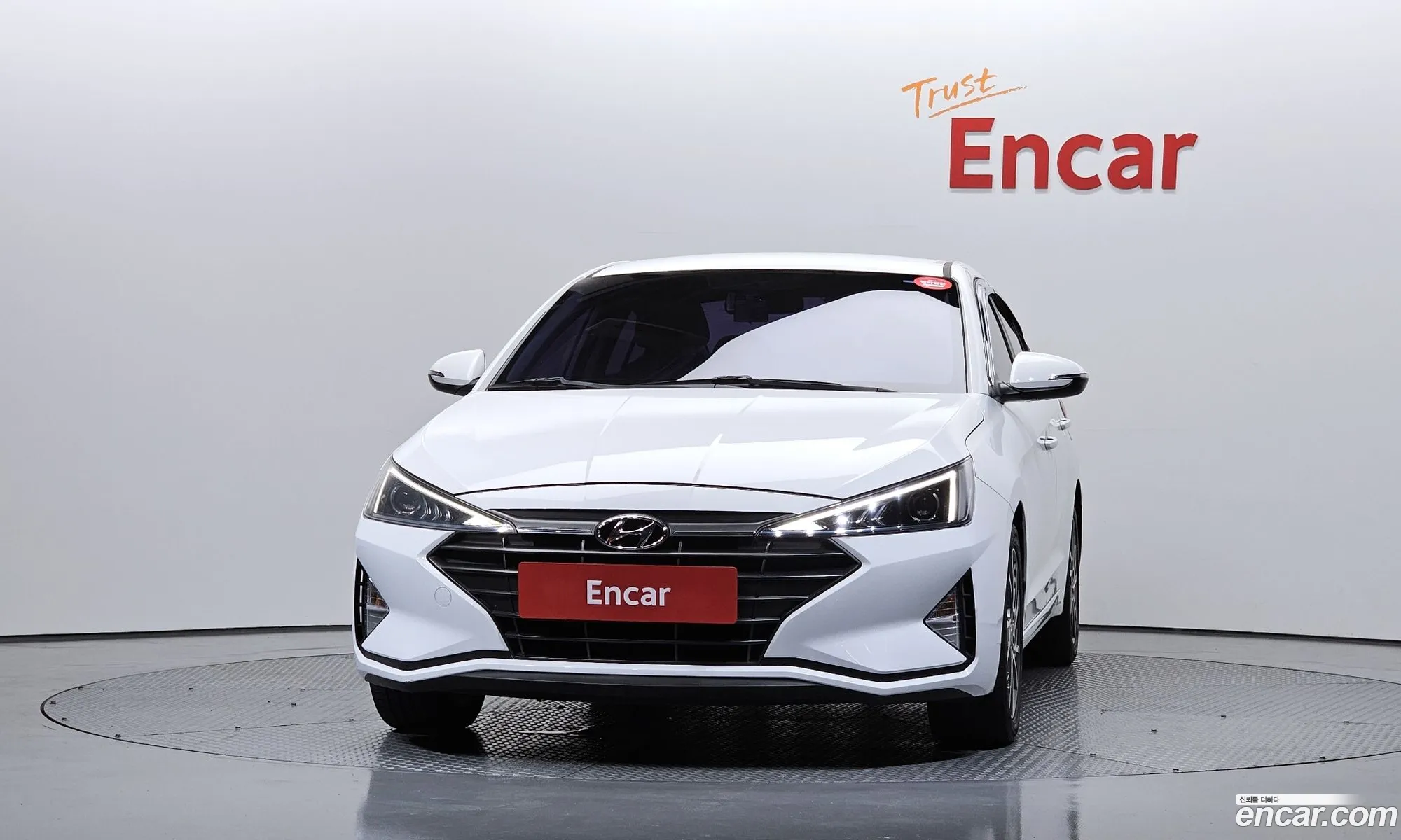 Hyundai Elantra AD 2019 — 3