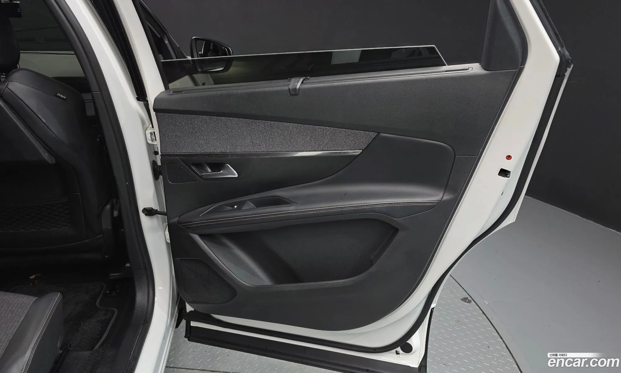 Peugeot 5008 2018 VF3MCBHZJSJSJ88S8 — 23