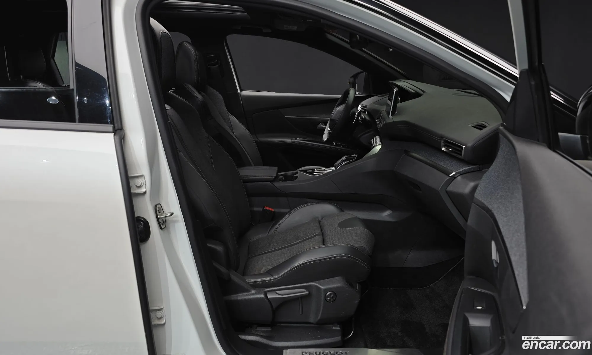 Peugeot 5008 2018 VF3MCBHZJSJSJ88S8 — 20
