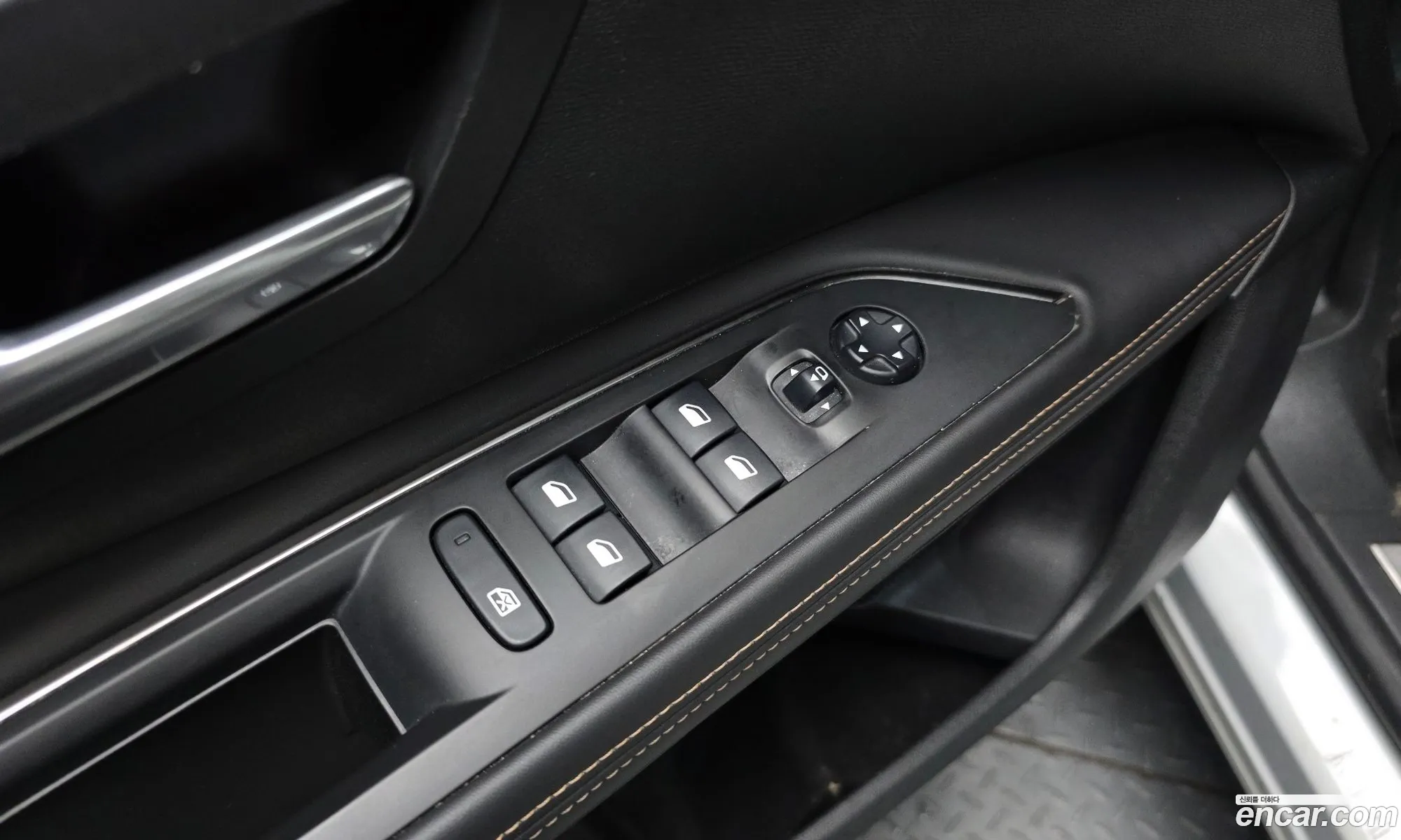 Peugeot 5008 2018 VF3MCBHZJSJSJ88S8 — 15