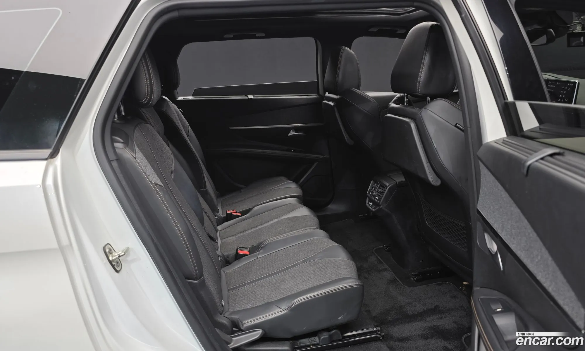 Peugeot 5008 2018 VF3MCBHZJSJSJ88S8 — 9