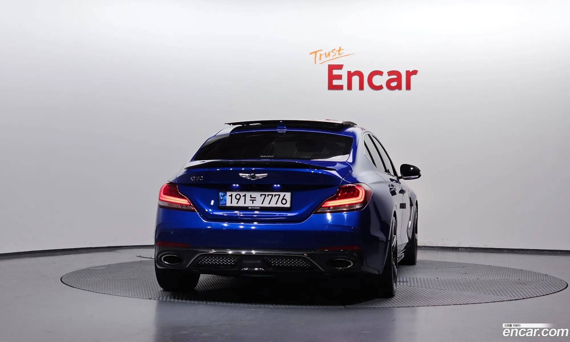 Genesis G70 2018 KMTG541EBJU023313 — 4