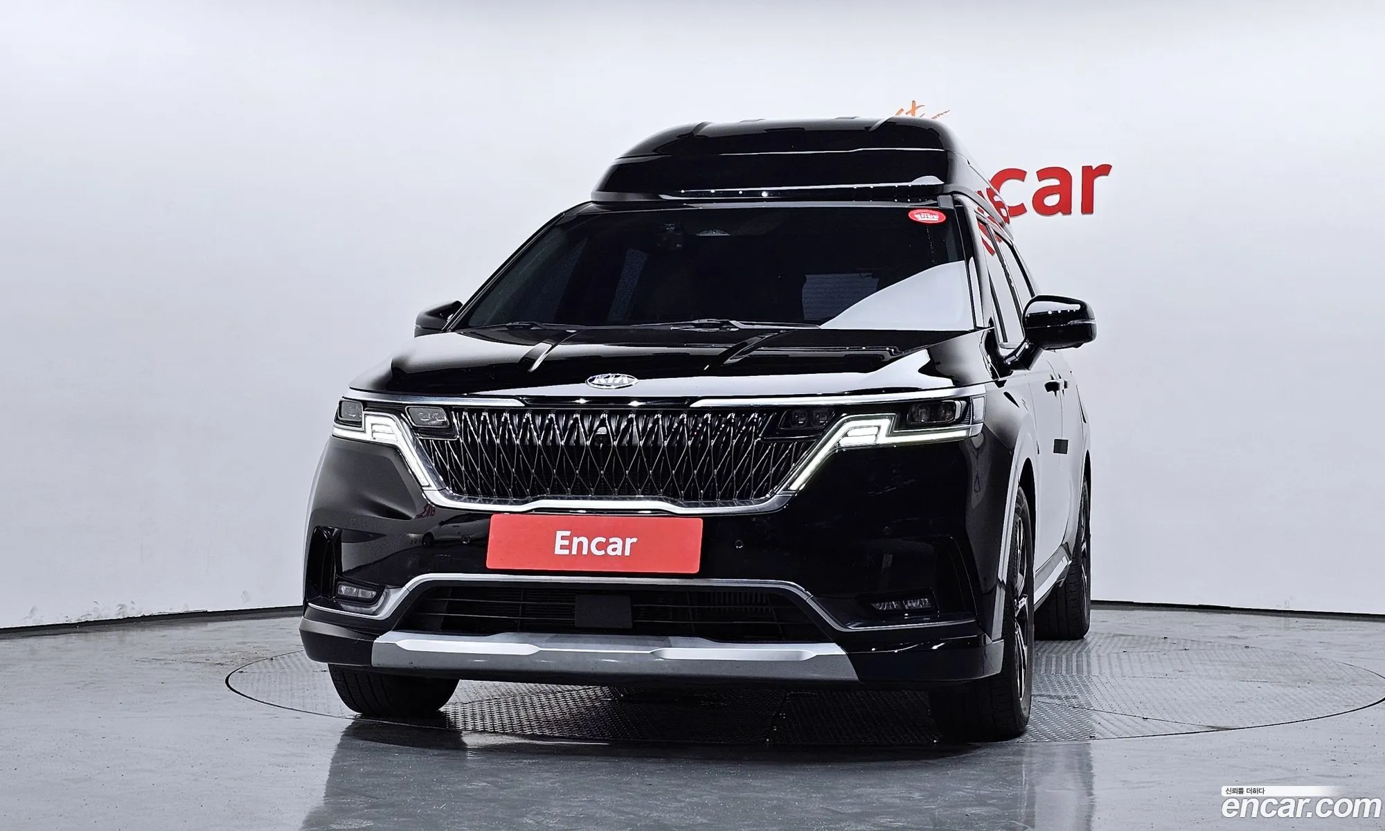 Kia Carnival 2021 — 3