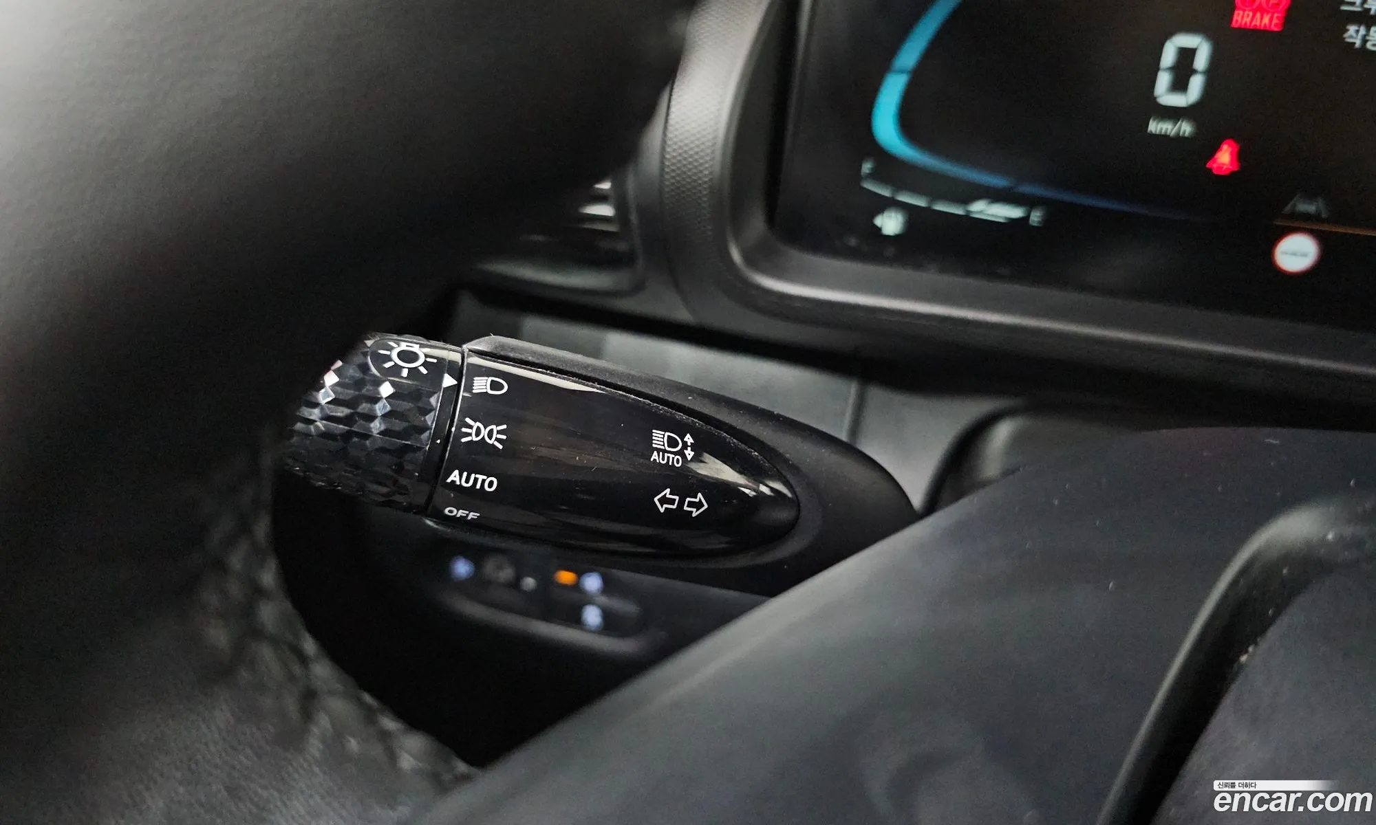 Hyundai Casper 2022 KMHB3518BPW052411 — 27