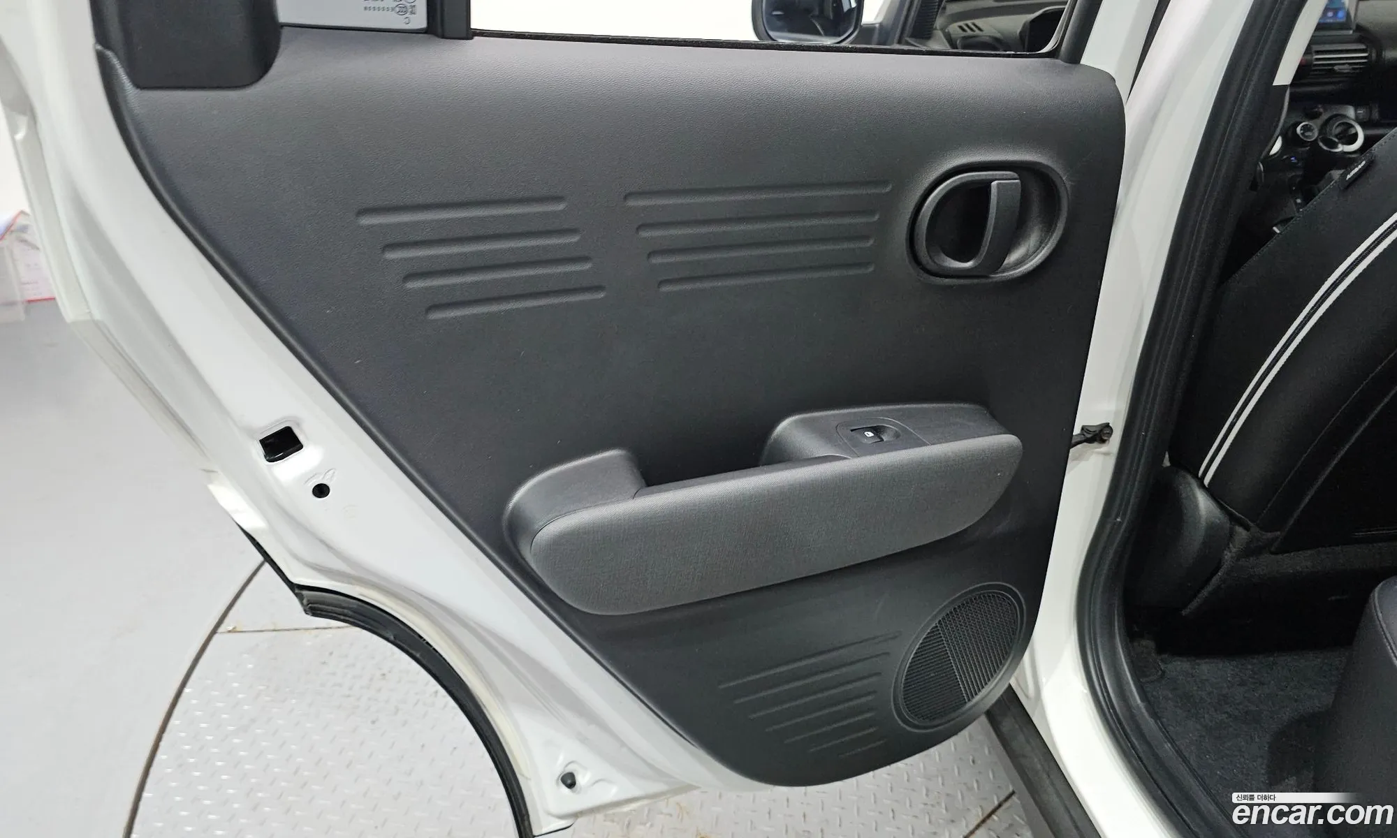 Hyundai Casper 2022 KMHB3518BPW052411 — 16
