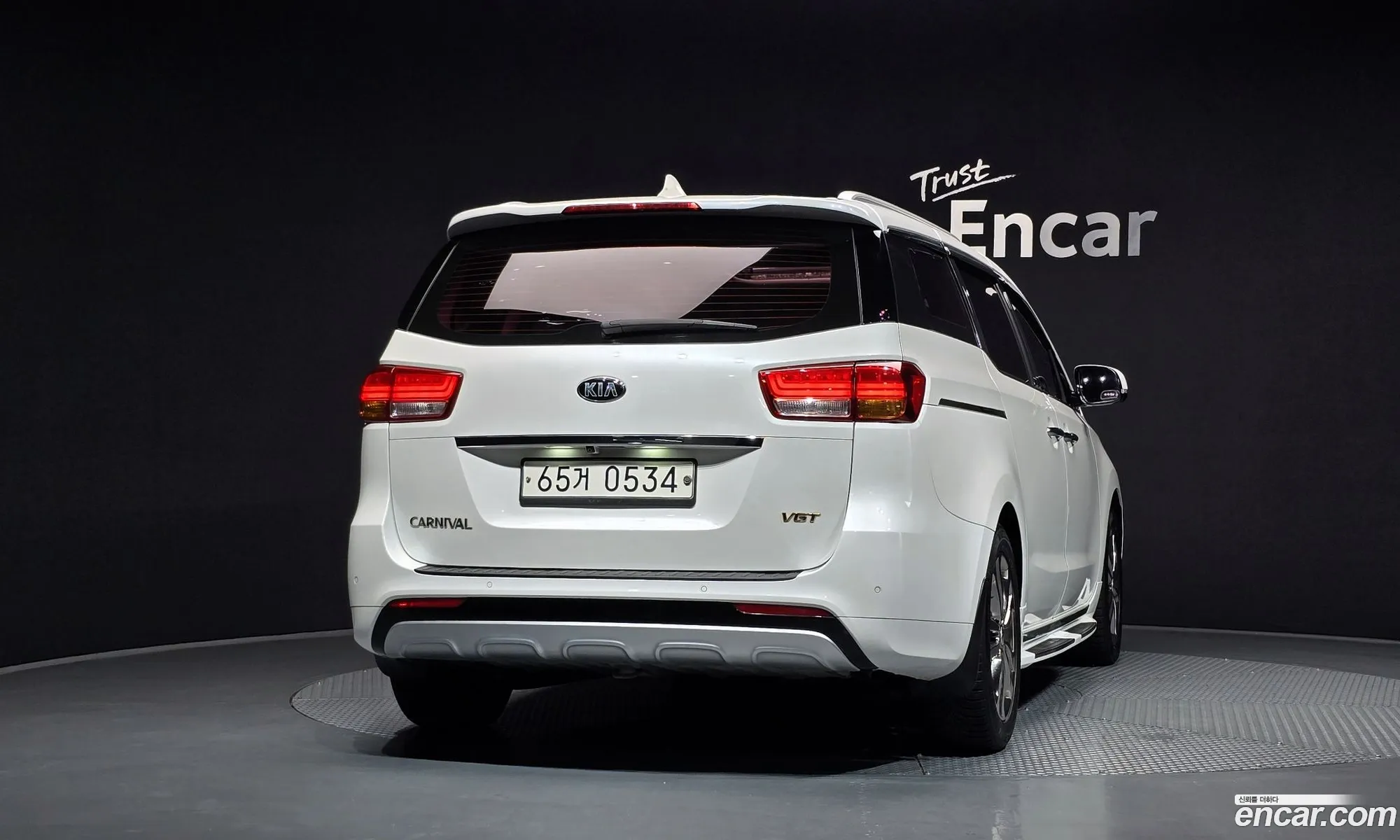 Kia Carnival 2016 KNAMC81ABGS240409 — 3