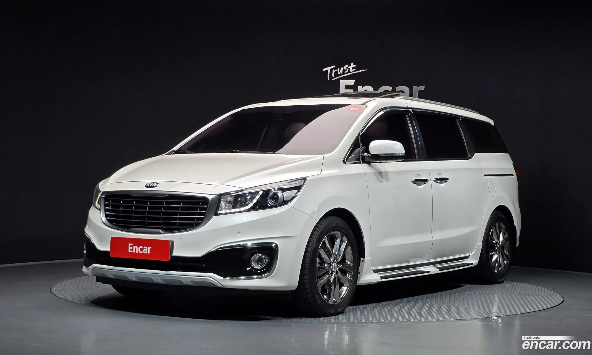 Kia Carnival 2016 KNAMC81ABGS240409 — 4