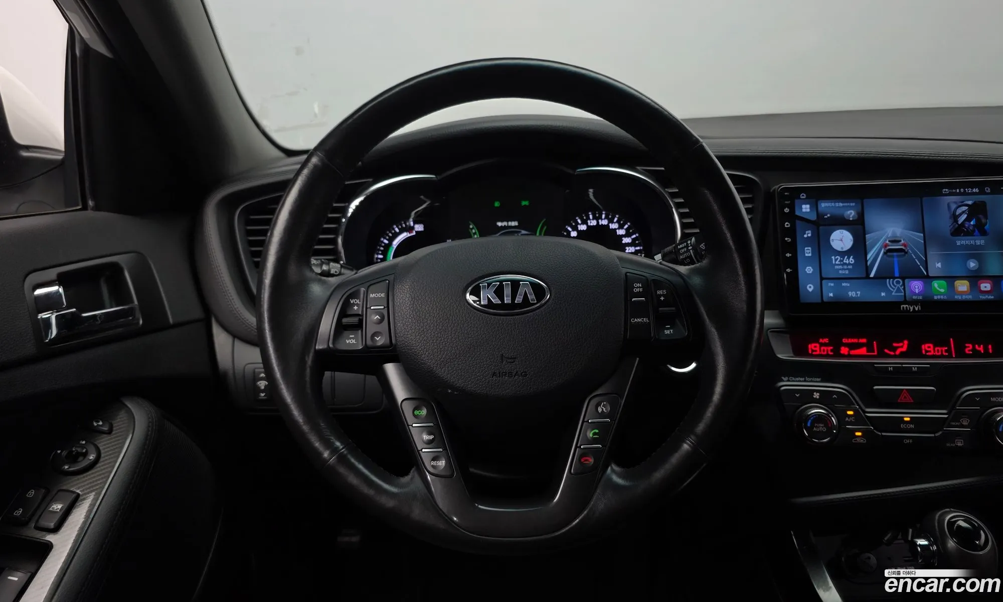 Kia K5 Hybrid 2012 KNAGN41CBDA021664 — 4