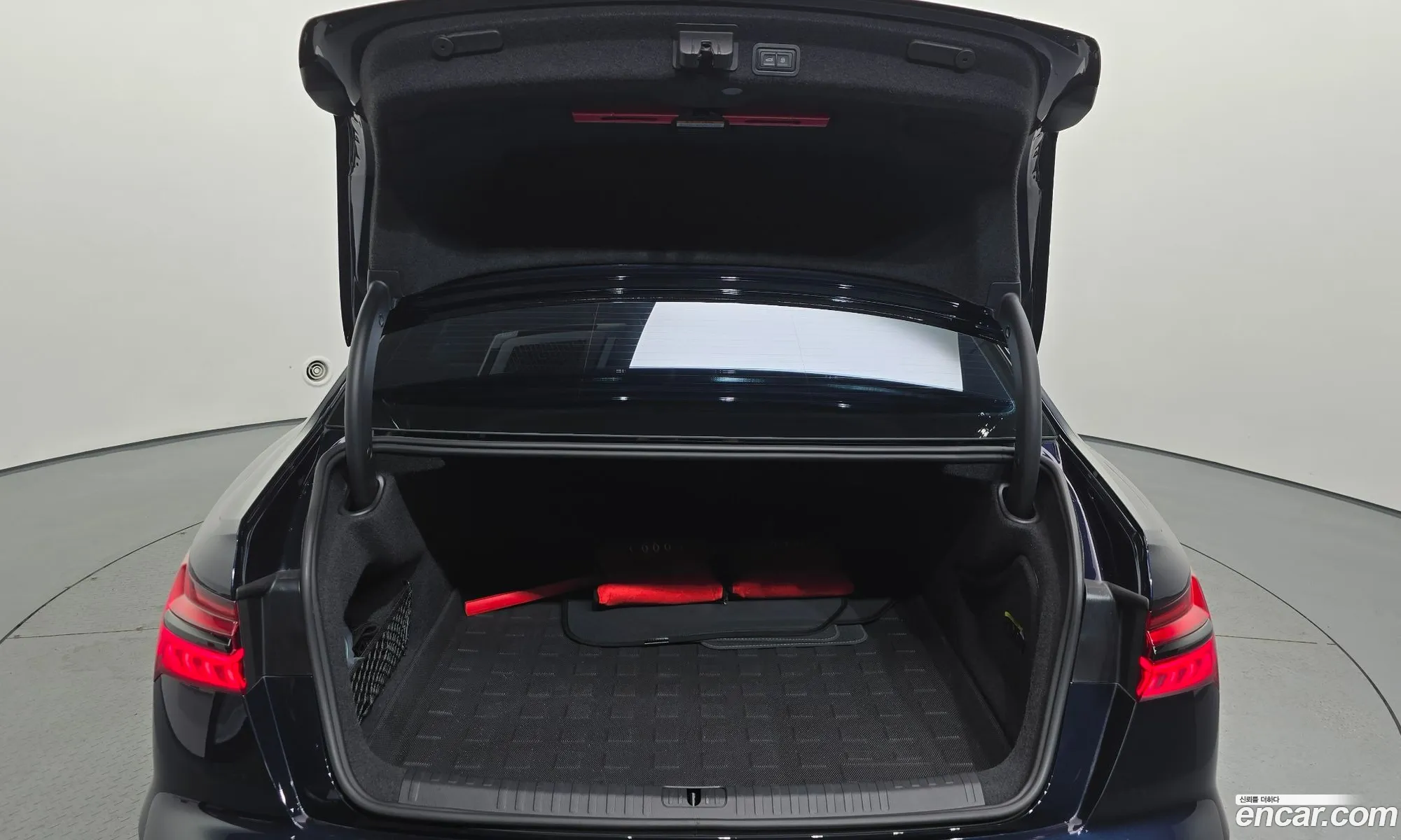 Audi A6 2023 WAUZZZF29PN014337 — 24