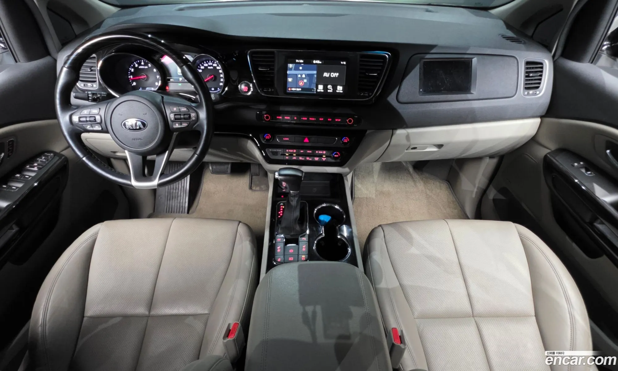 Kia Carnival 2018 — 3
