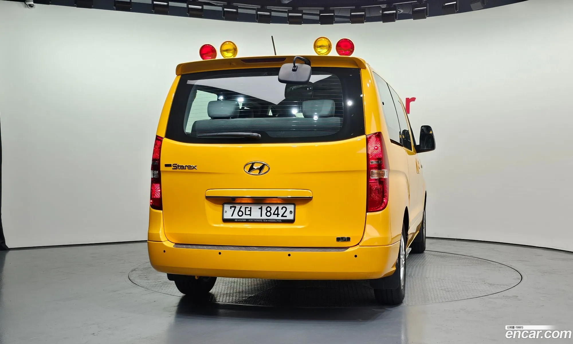 Hyundai Grand Starex 2019 — 3