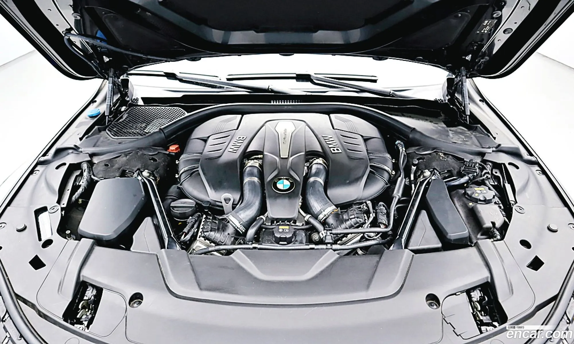 BMW 7 Series 2016 — 16