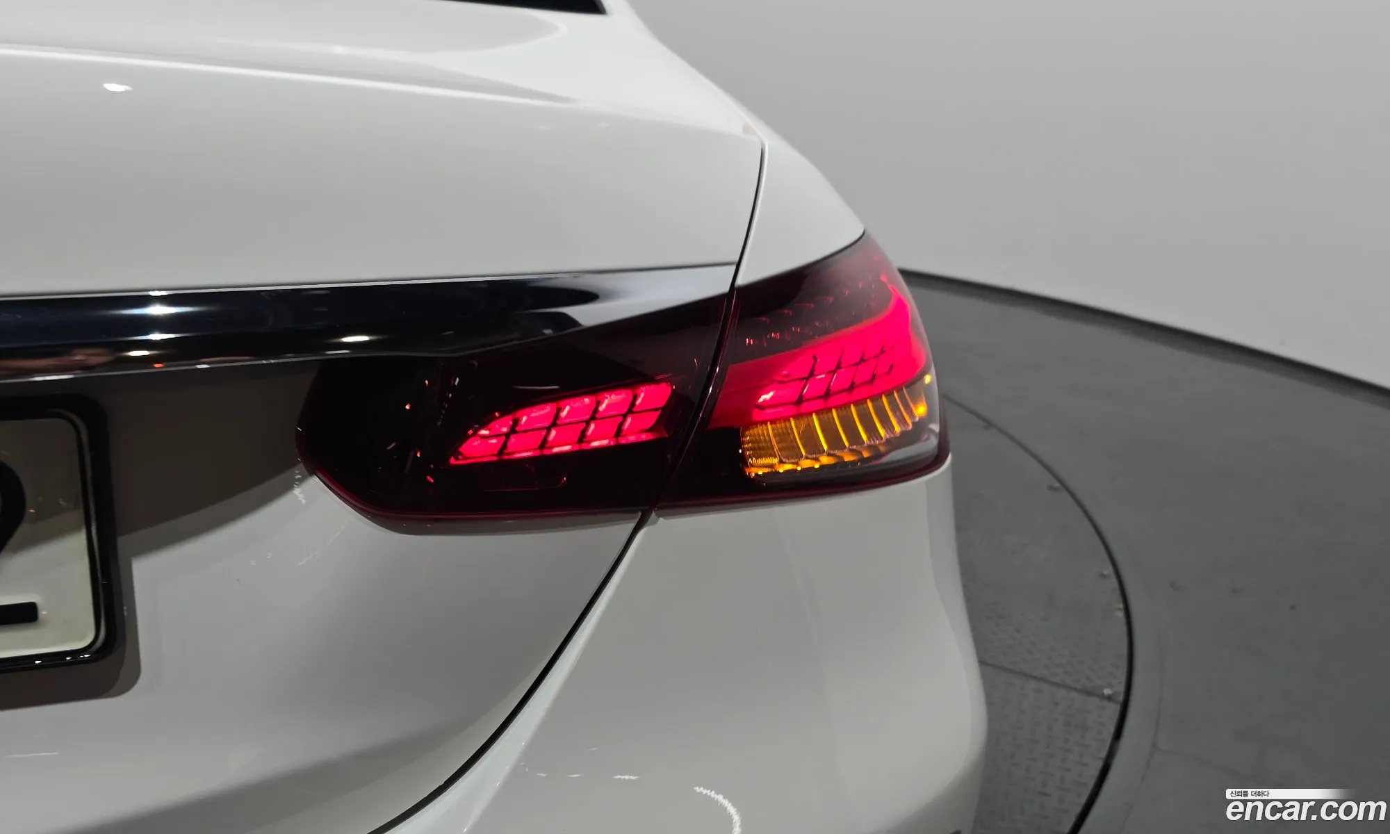 Mercedes-Benz E-Class W213 2021 — 10