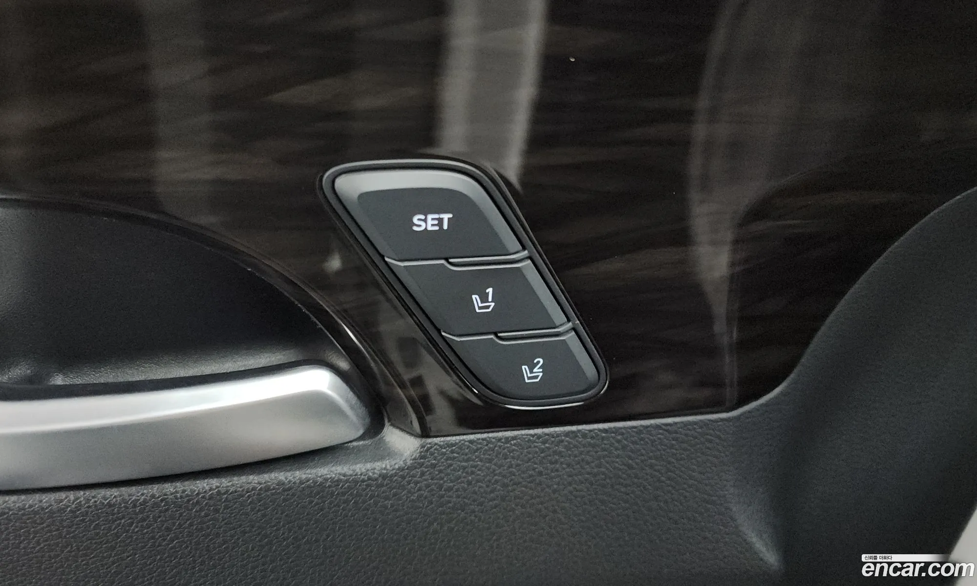 Hyundai Santa Fe TM 2019 KMHS581CBLU203677 — 17