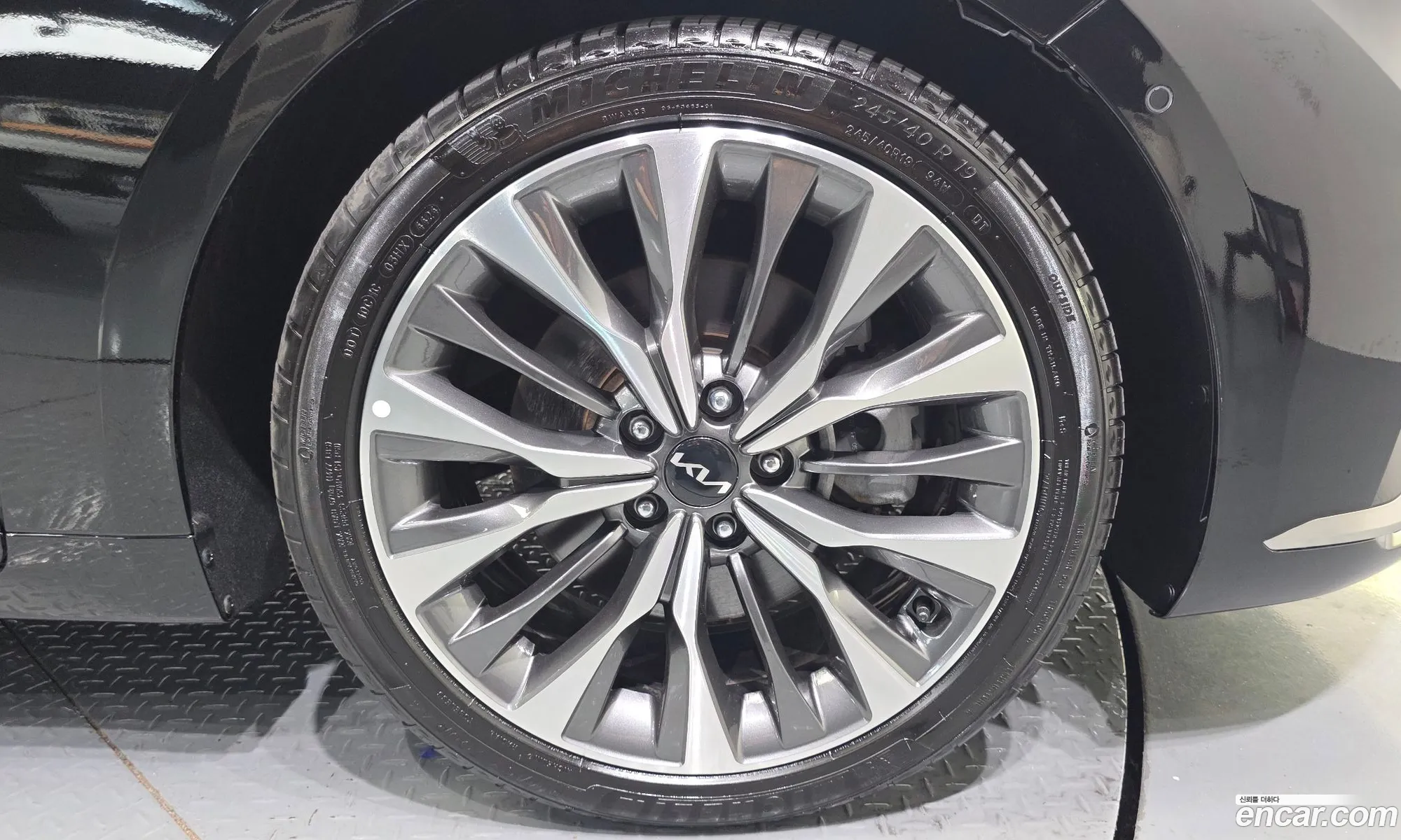 Kia K8 2021 KNAM241BBNA014061 — 17