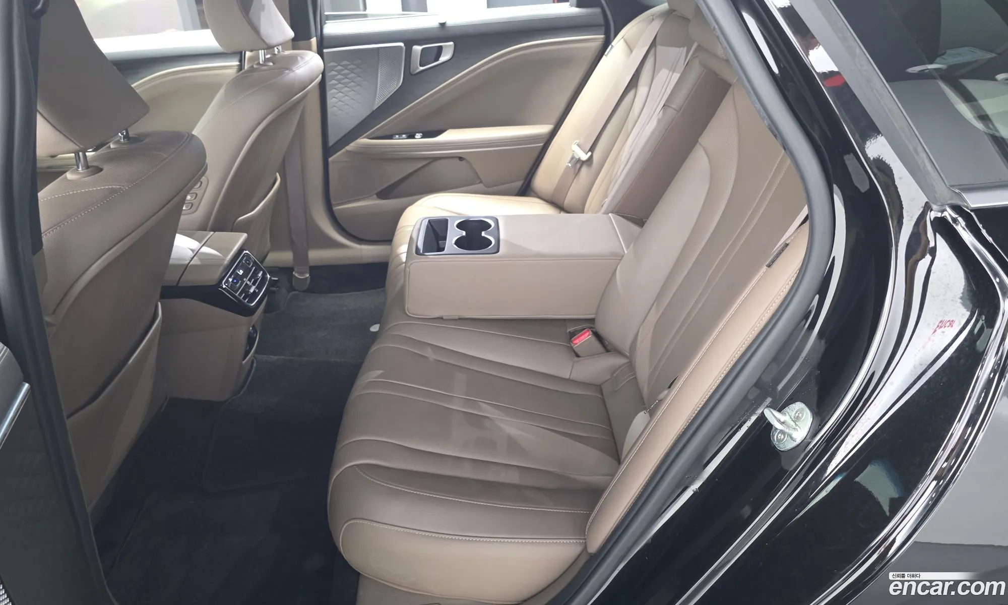 Kia K8 2021 KNAM241BBNA014061 — 22