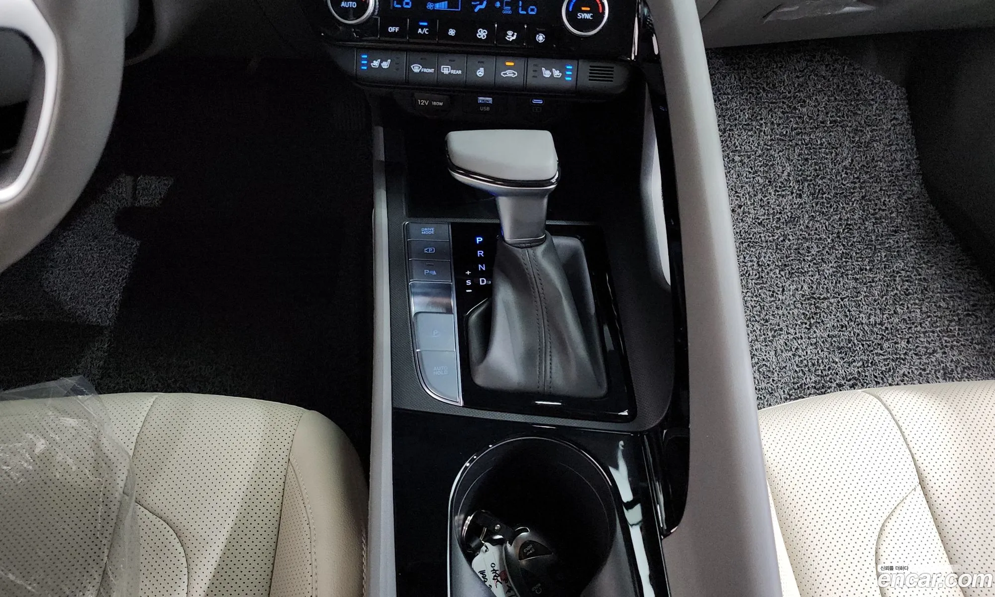 Hyundai Elantra 2024 — 13