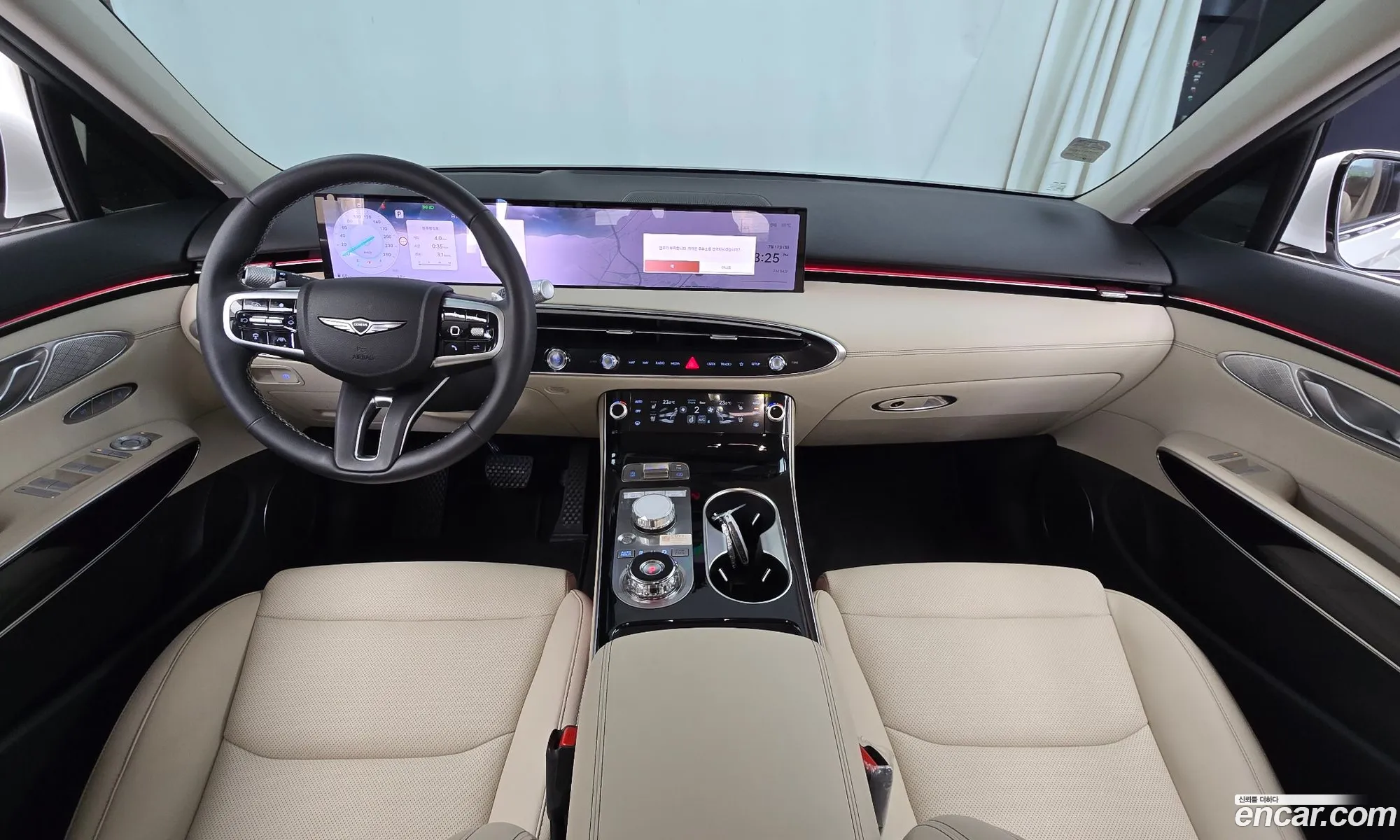 Genesis GV70 2024 KMTMA81BBSU185695 — 3