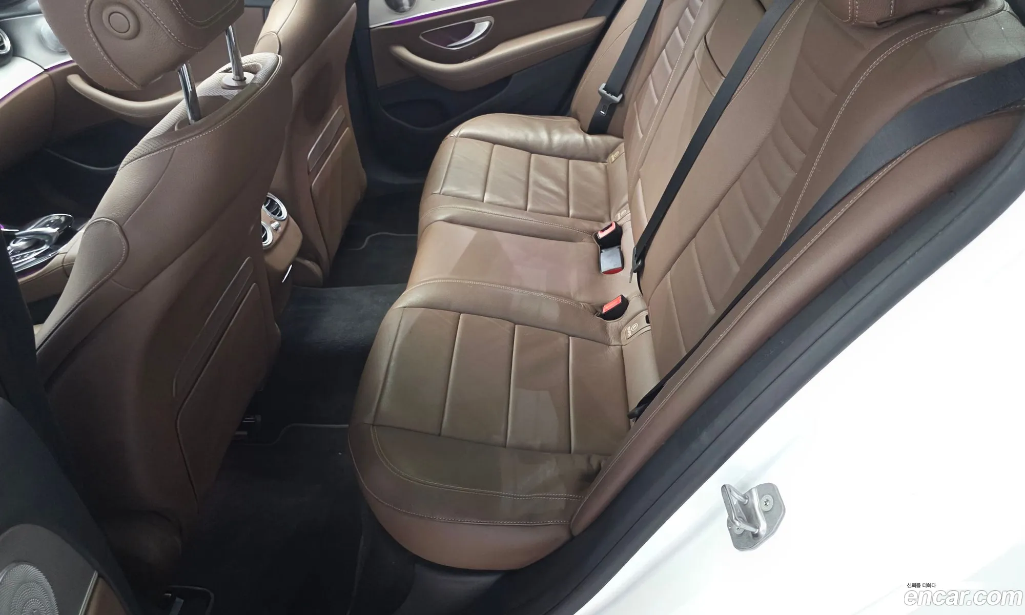 Mercedes-Benz E-Class W213 2016 WDDZF4JB5HA050191 — 19