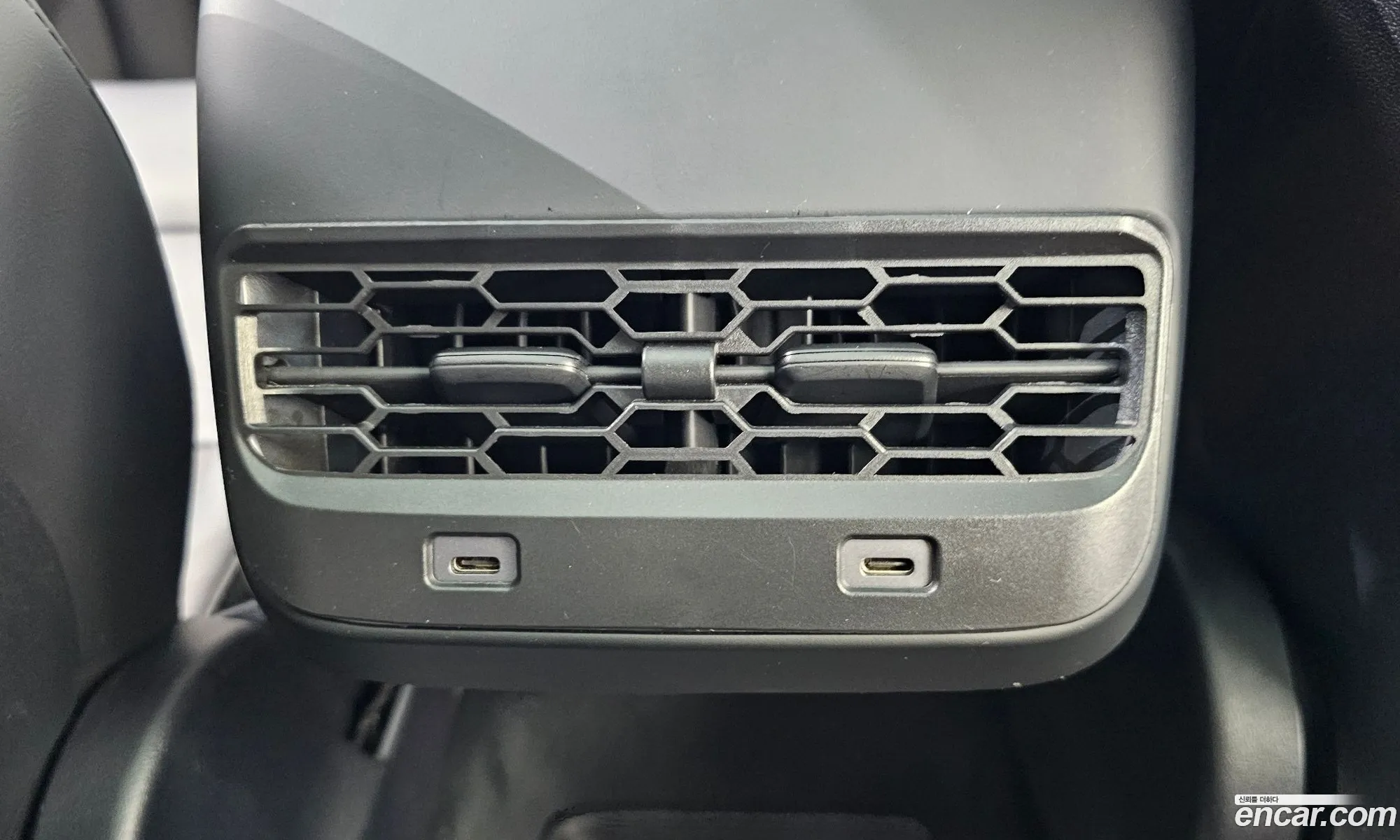 Tesla Model Y 2023 LRWYGCFS111111111 — 20