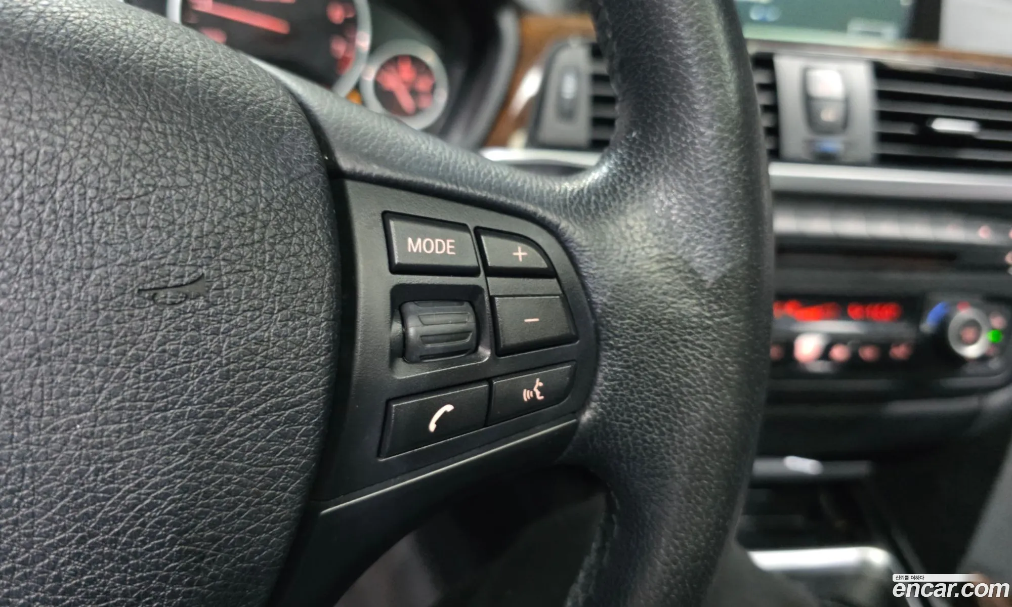 BMW 3 Series 2014 WBA3B1102EK094032 — 17