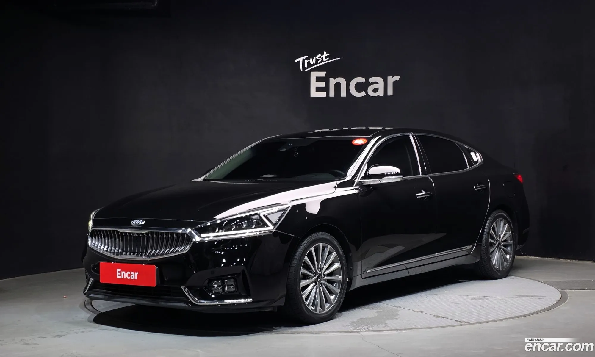 Kia K7 2017 KNALB41ABHA061422 — 4