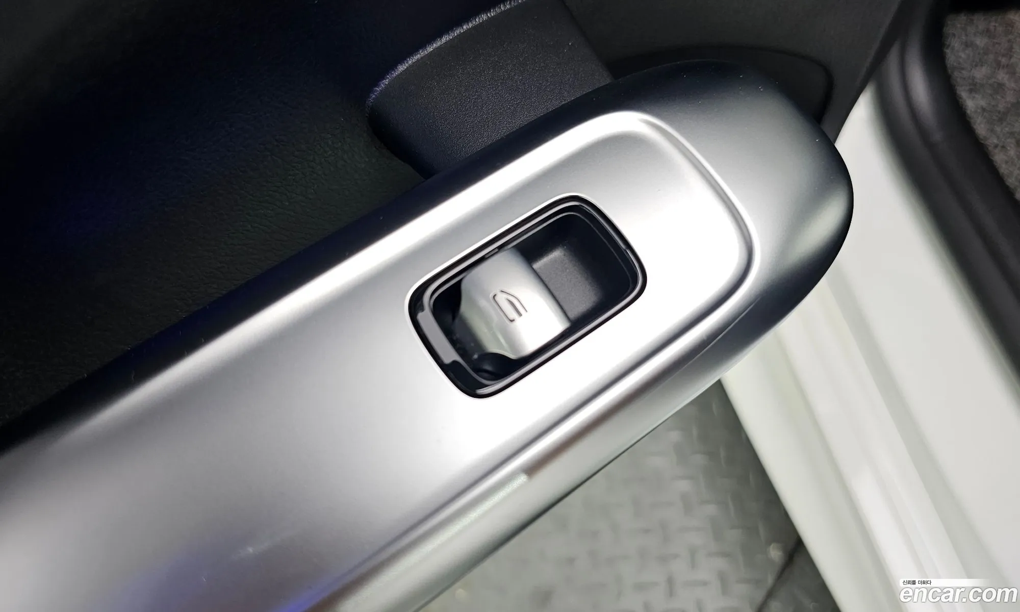 Mercedes-Benz C-Class W206 2023 — 23