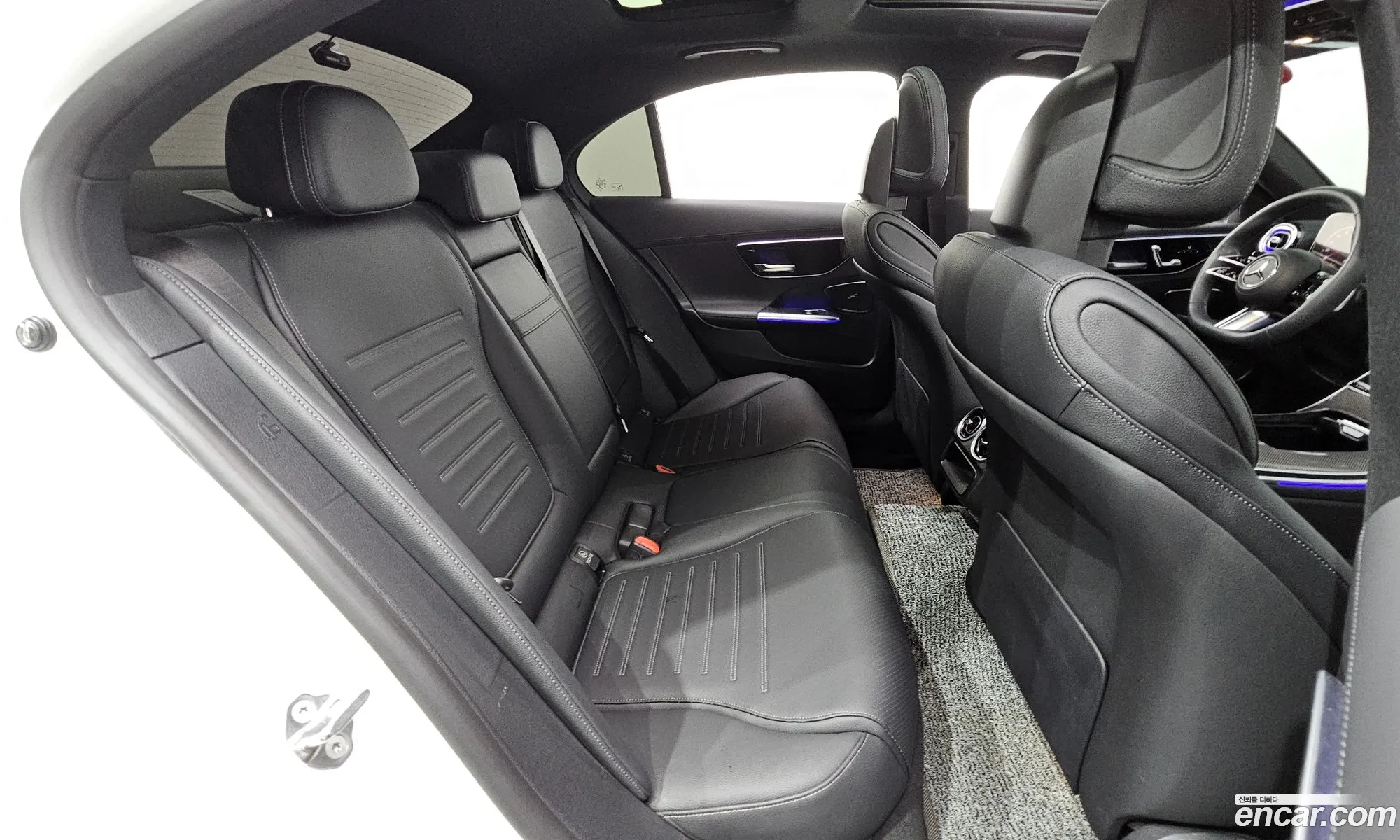 Mercedes-Benz C-Class W206 2023 — 15