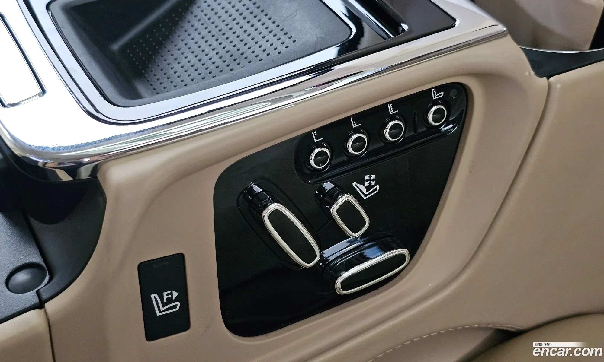 Jaguar XJ 2016 — 5