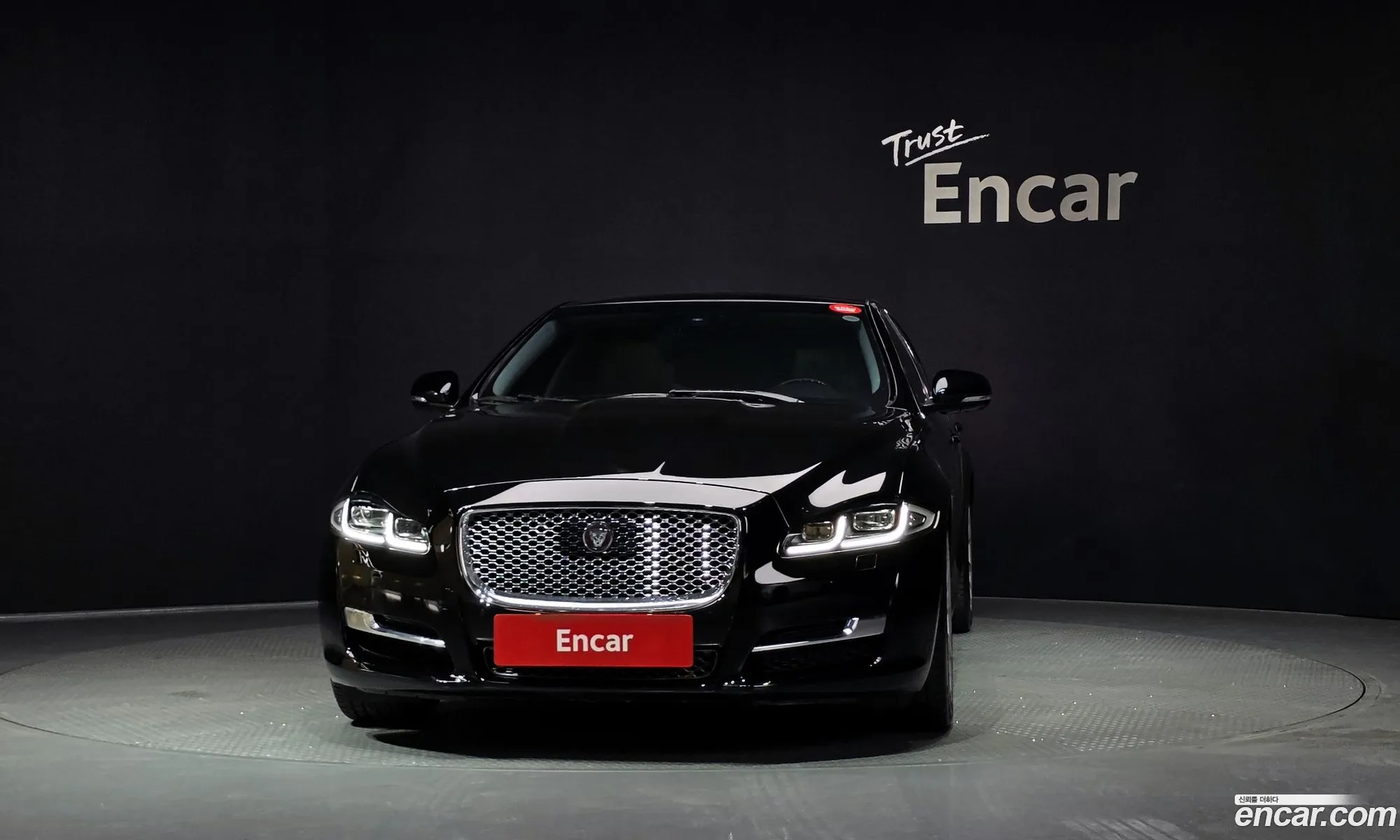 Jaguar XJ 2016 — 6