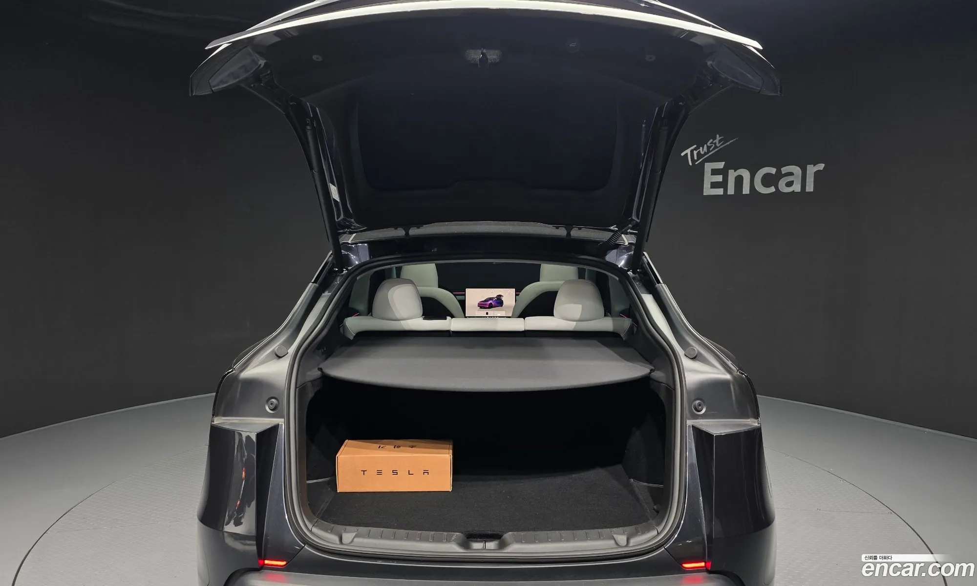 Tesla Model Y 2025 LRWYGCFJ3SC122849 — 21